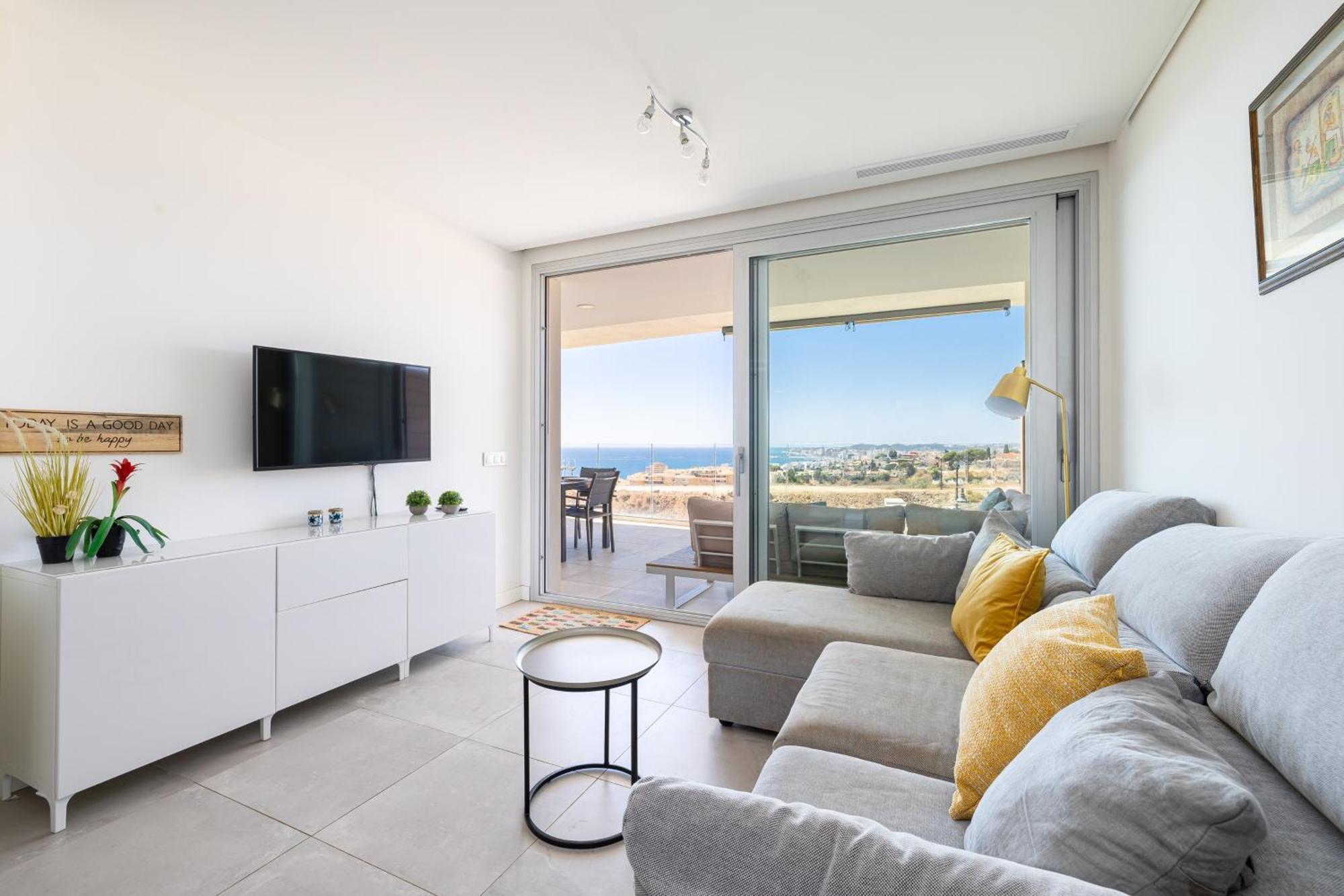 Sea Breeze * Fuengirola