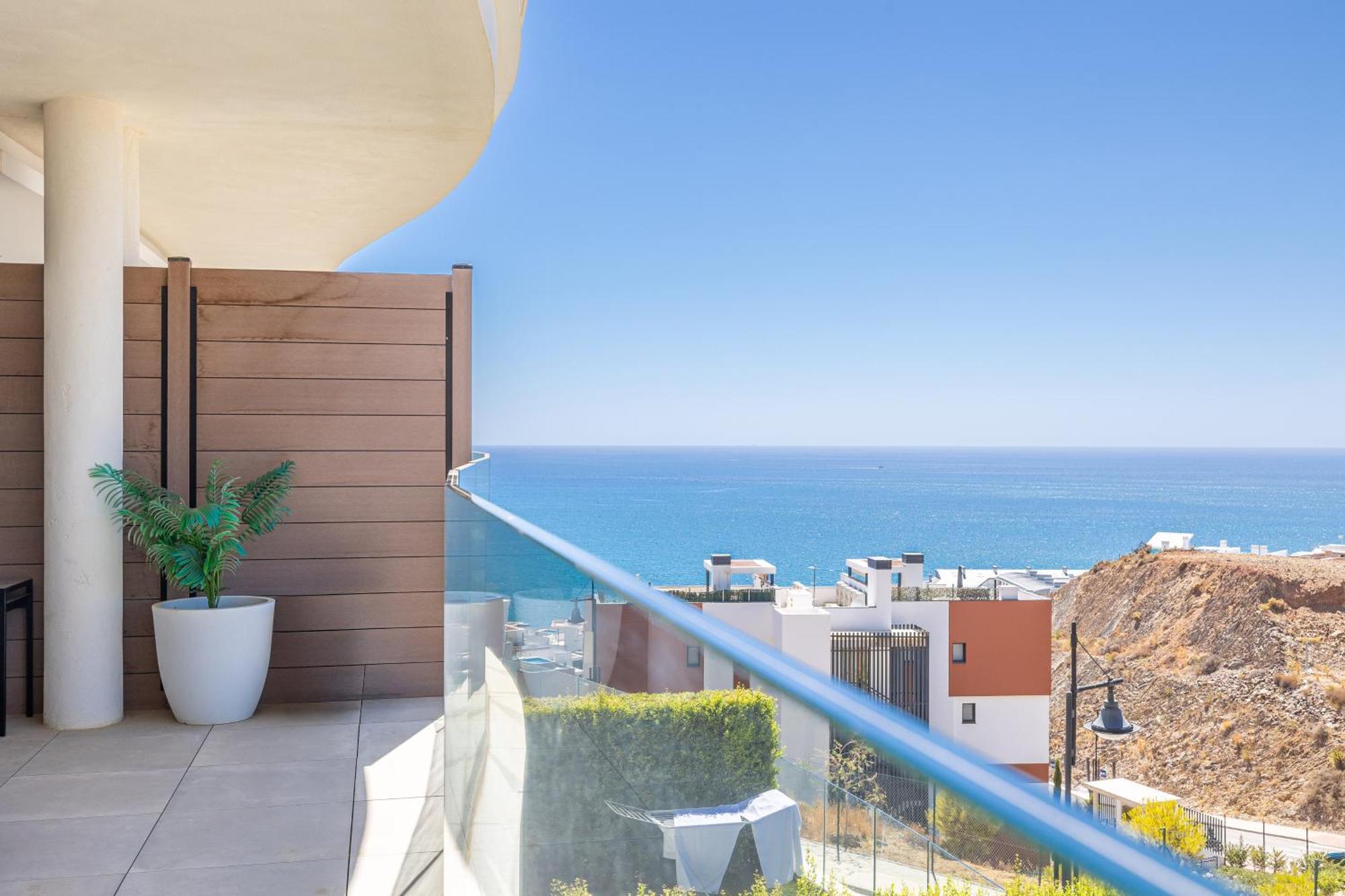 Apartment Sea Breeze
