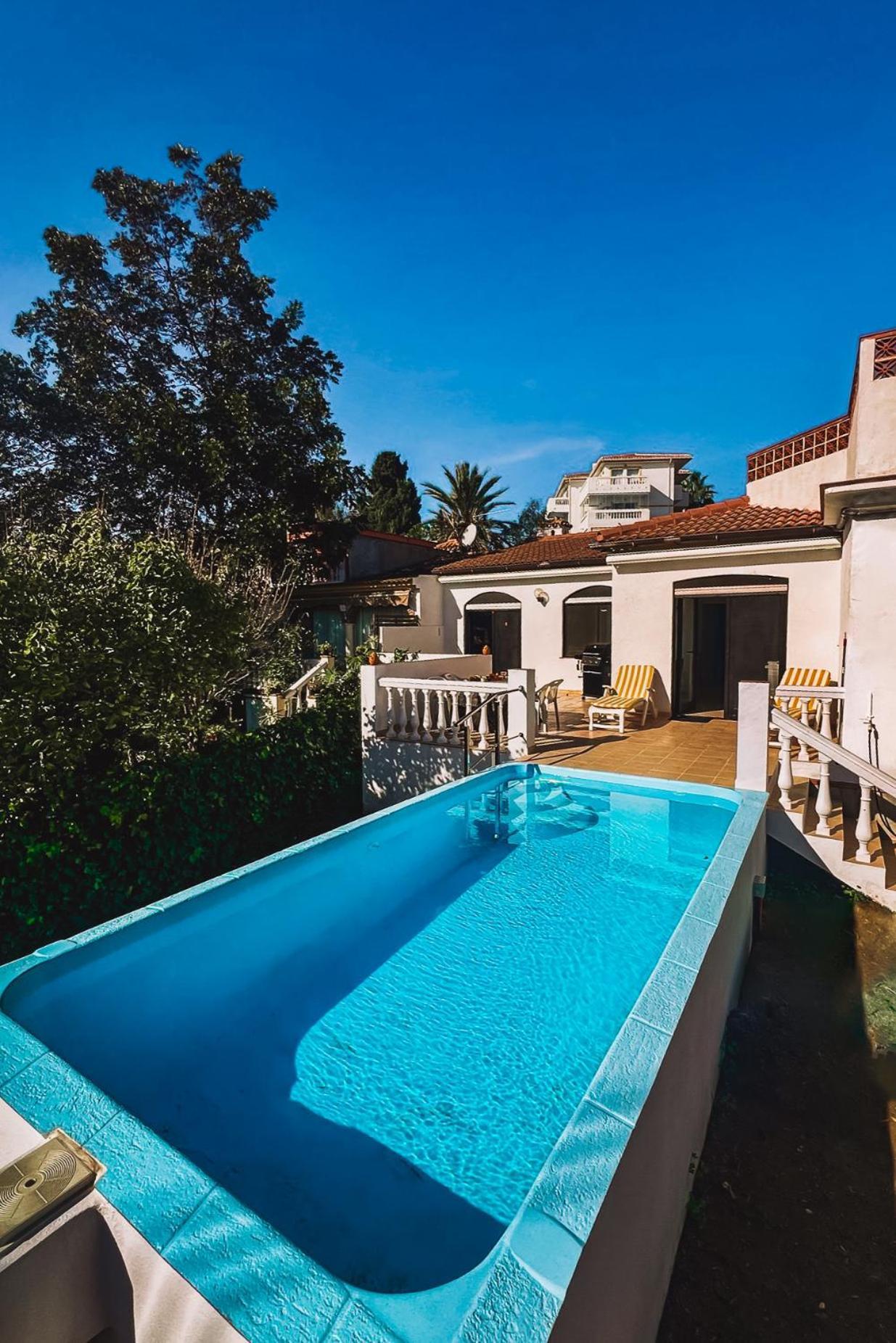 Family Casa Kuka I Wonderful Terrace With Saltwater Pool And Bbq Area I In Walking Distance I Pets Welcome * Fuengirola
