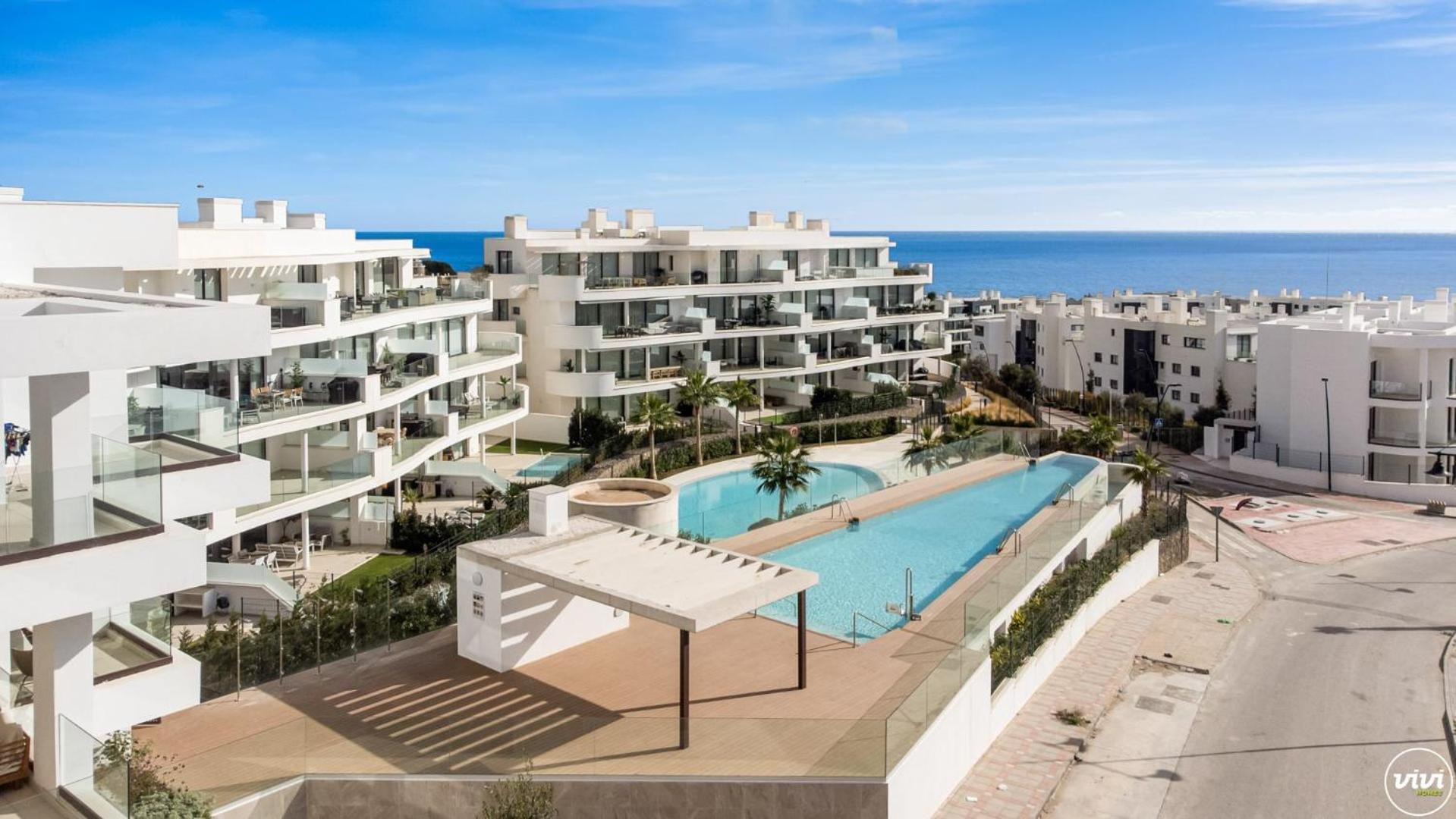 Apartment Vivi Homes - Aurelia Pool, Gym & Sea View