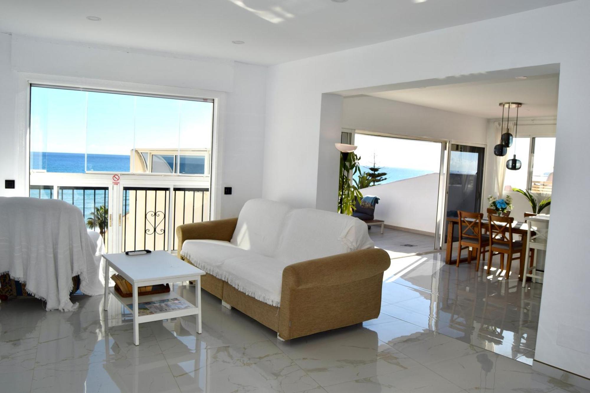 Beachfront Heaven - Carvajal * Fuengirola