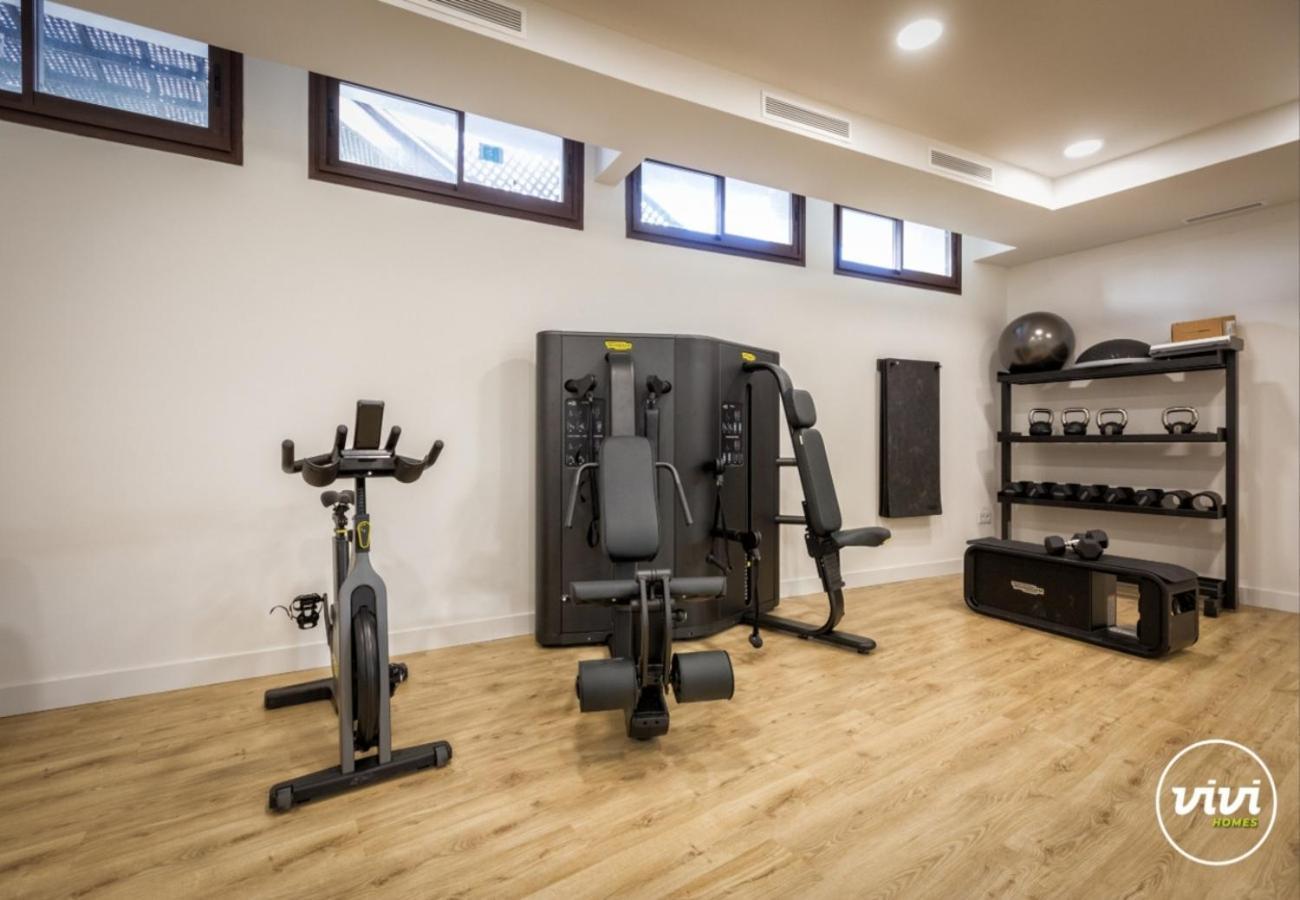 Vivi Homes - Aurelia Pool, Gym & Sea View Apartment Fuengirola