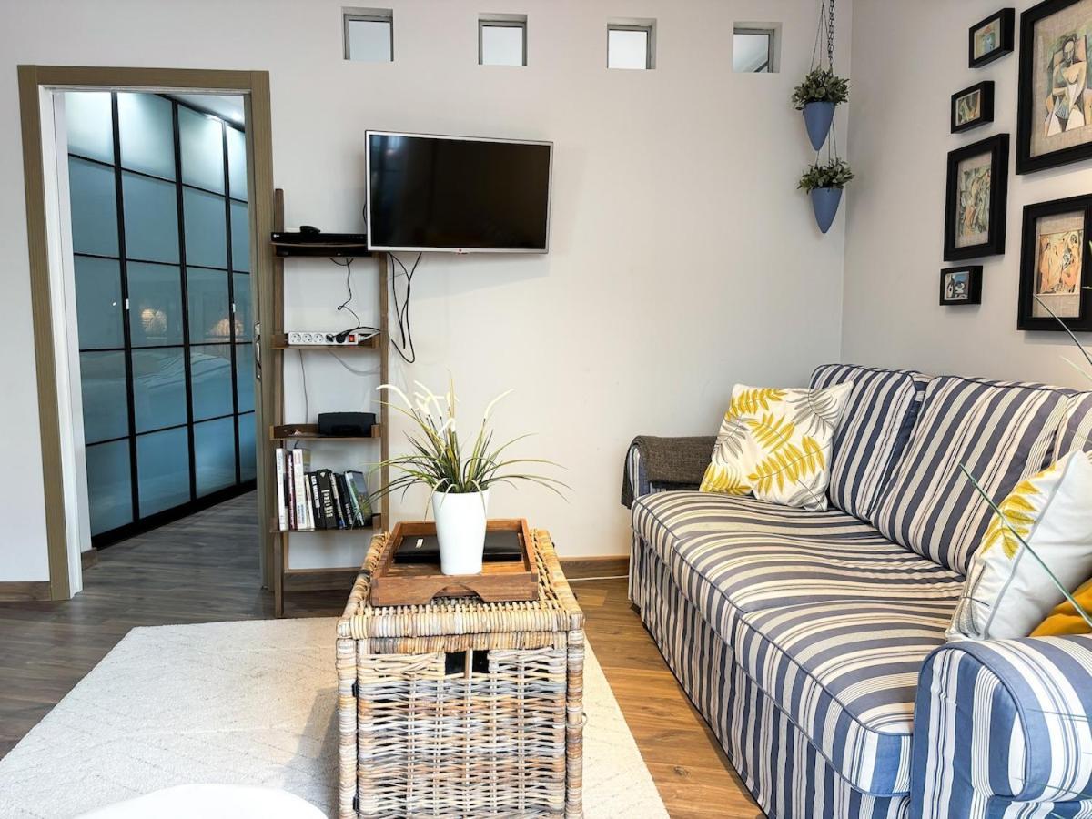 Upea Picasso Garden! Apartment *