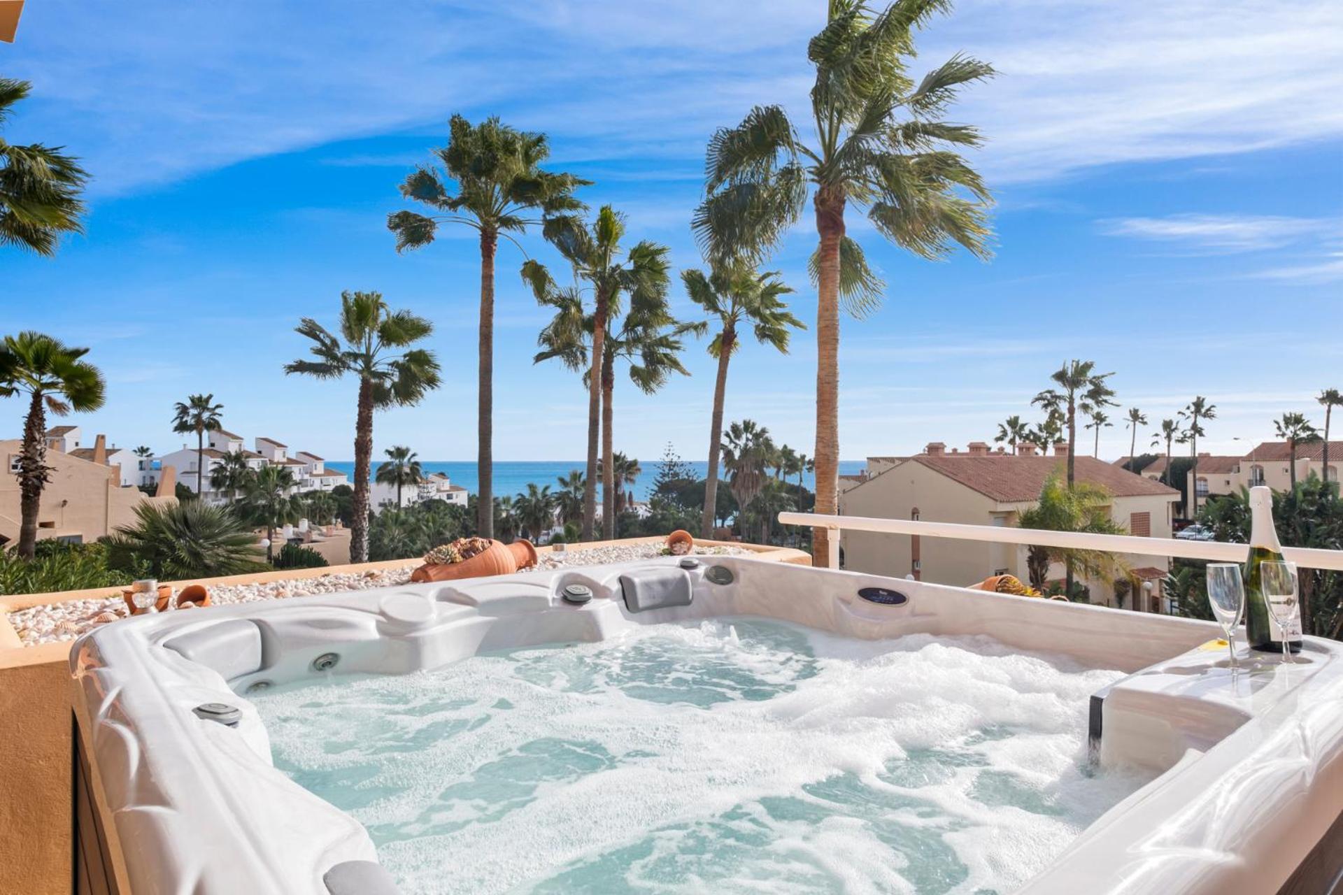 Malibu Sea View Penthouse With Jacuzzi By Costarentals - Ref 244 Apartment *