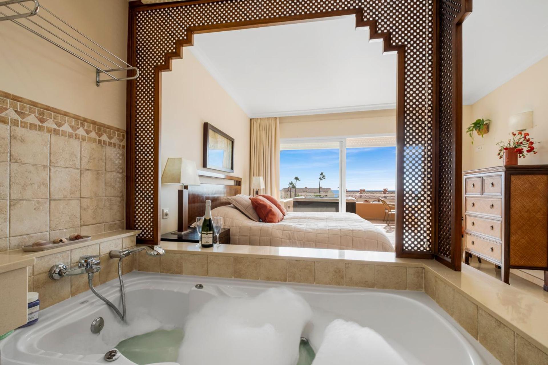 Malibu Sea View Penthouse With Jacuzzi By Costarentals - Ref 244 Apartment Fuengirola