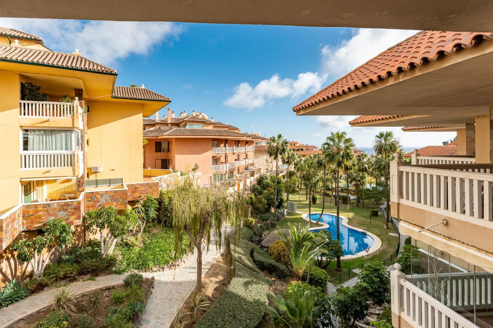 Malagasuite Higueron Sport Club&pool Appartement Fuengirola