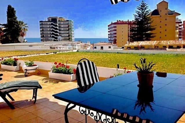 Apartment Sun-drenched, Sea-view With Giant Patio!