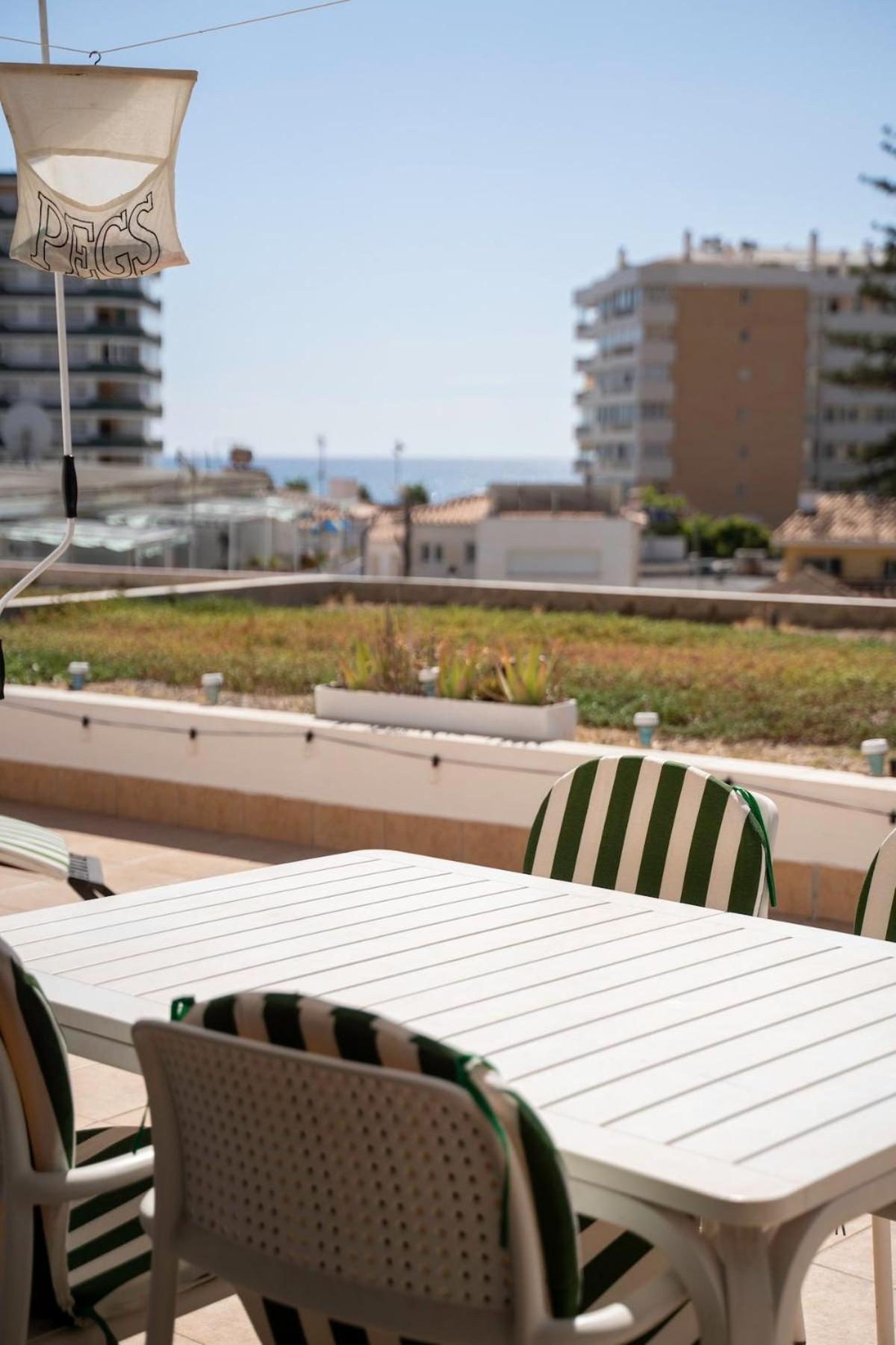 Sun-drenched, Sea-view With Giant Patio! Apartment *