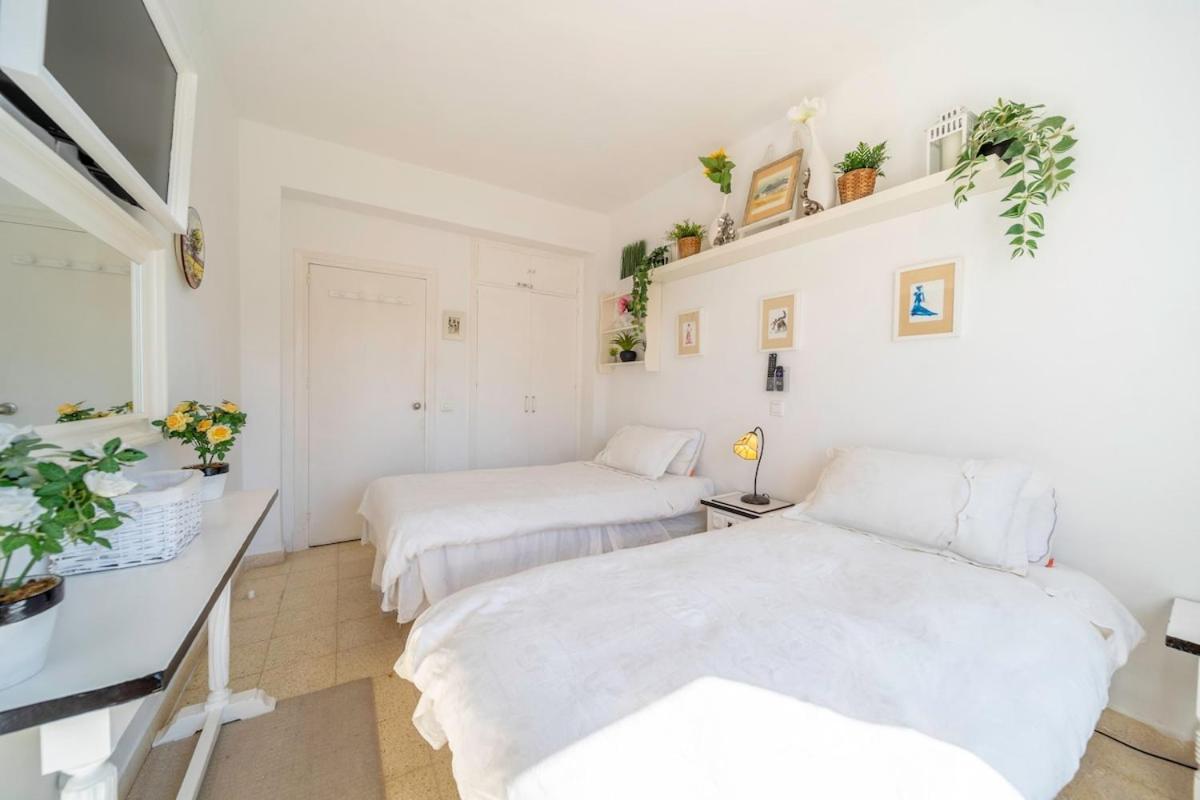 Sun-drenched, Sea-view With Giant Patio! Apartment *