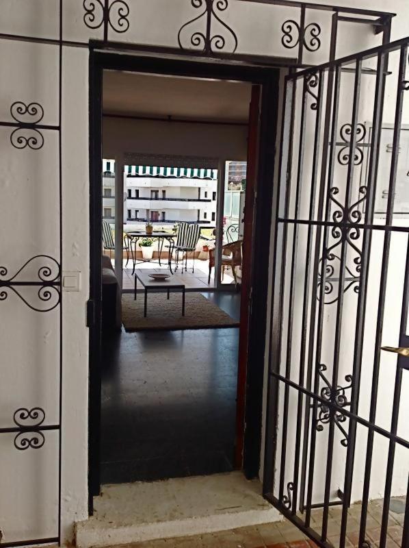 Sun-drenched, Sea-view With Giant Patio! * Fuengirola