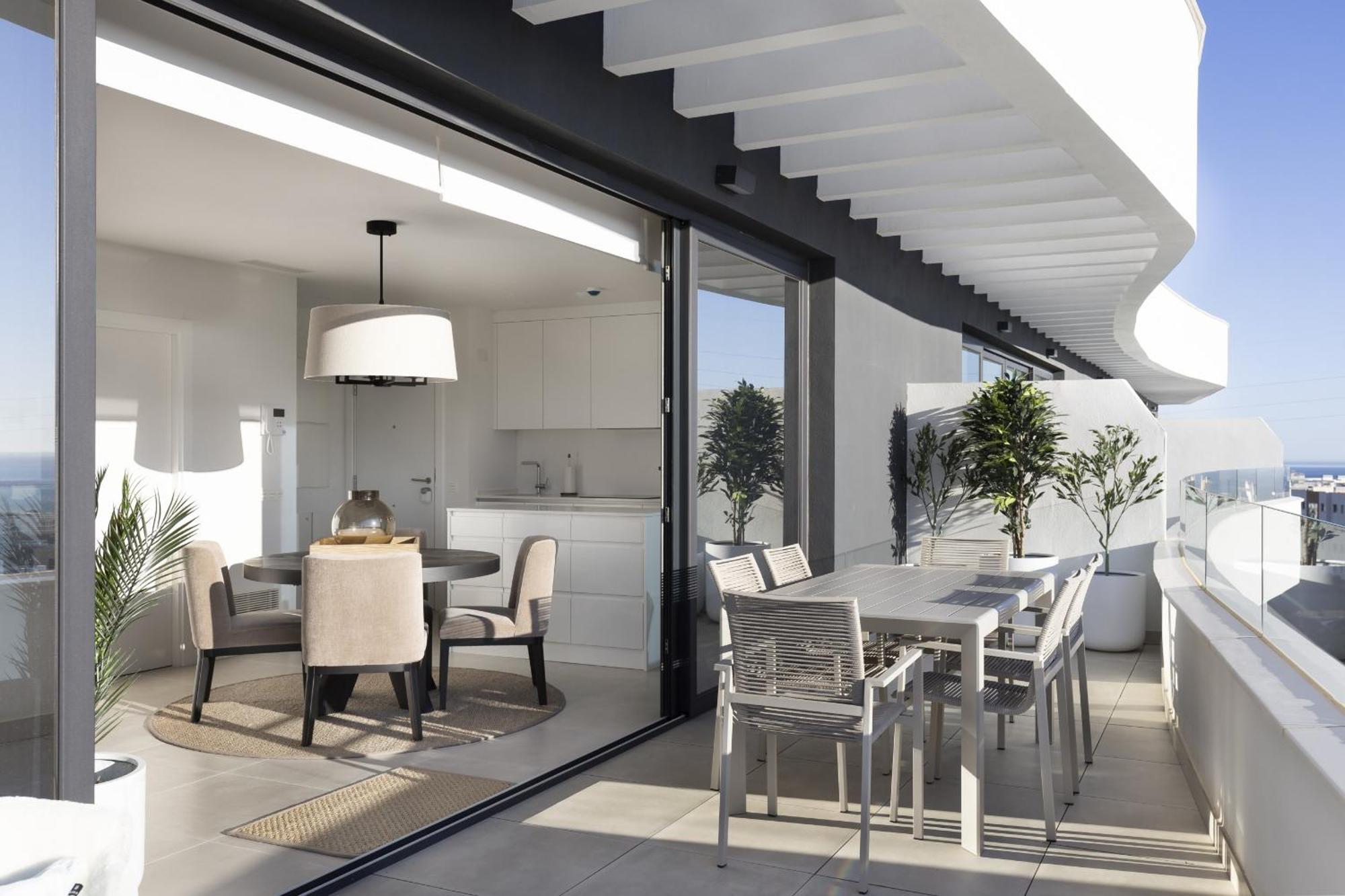 Luxury Horizon Penthouse In Higueron Fuengirola