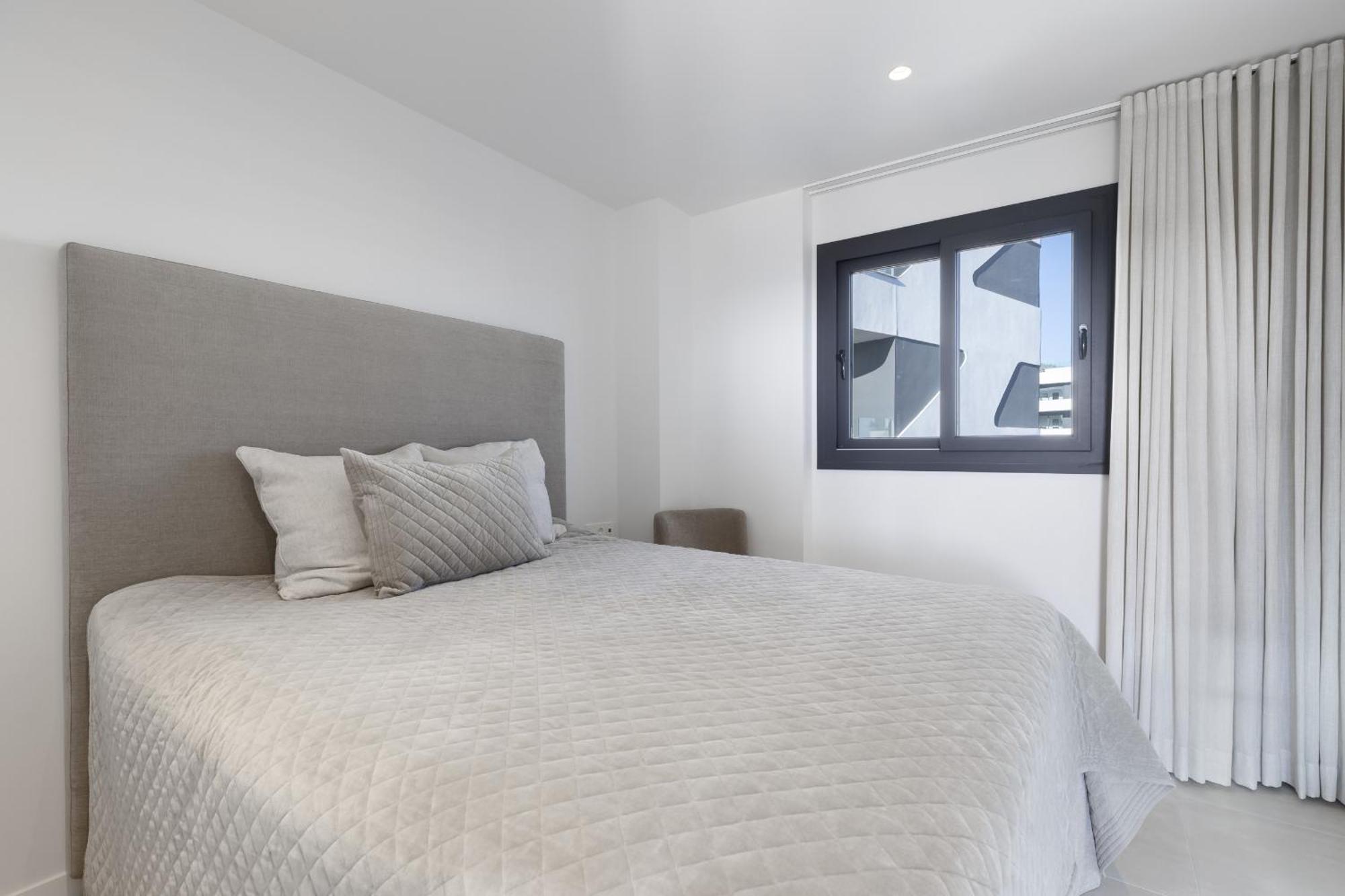 Luxury Horizon Penthouse In Higueron Fuengirola