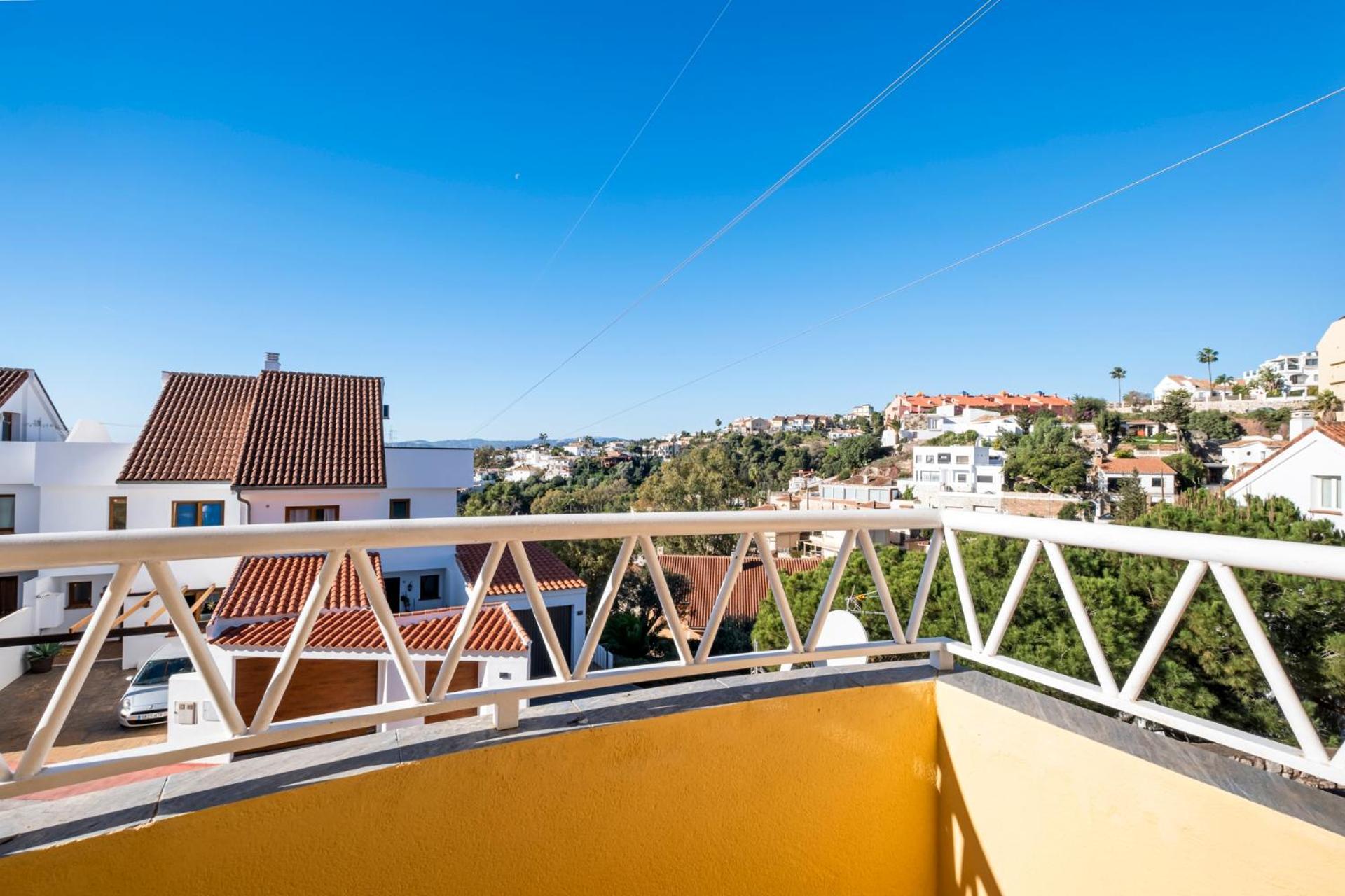 Apartamento Terrace Penthouse In Torreblanca By Costarentals - Ref 44