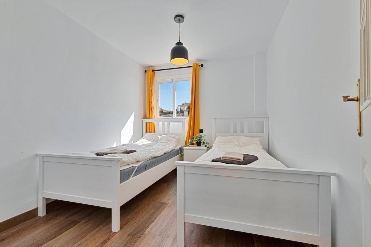 Stunning Penthouse Apartamento Fuengirola