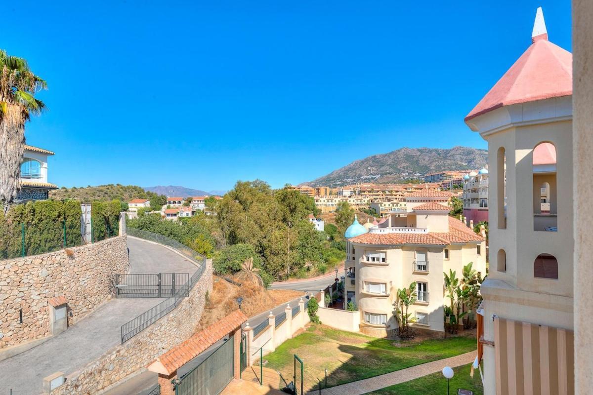 Stunning Penthouse Apartamento Fuengirola