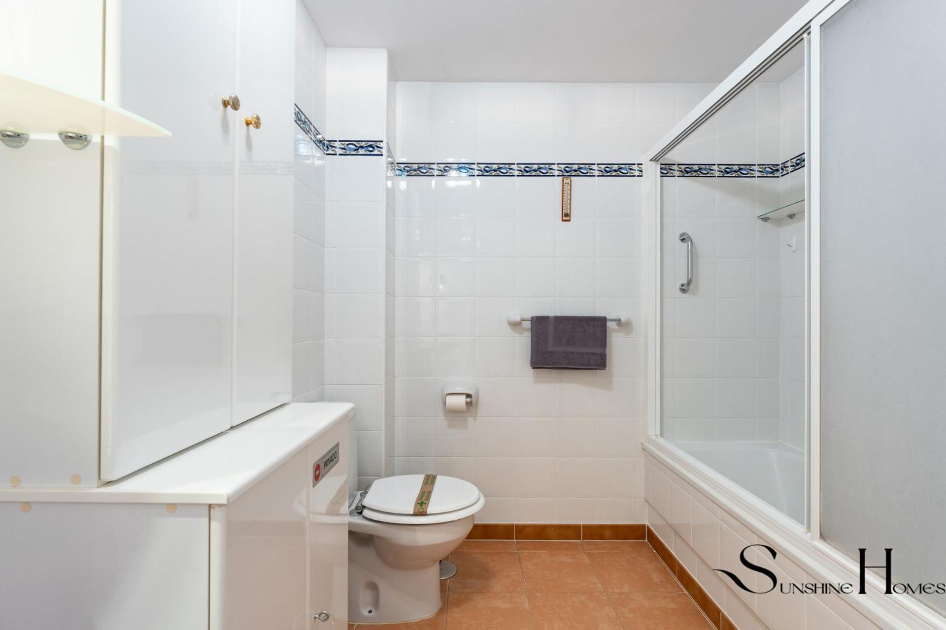 Mountain Views, Pool & Rooftop, Cozy 2br For 6 Apartment Fuengirola