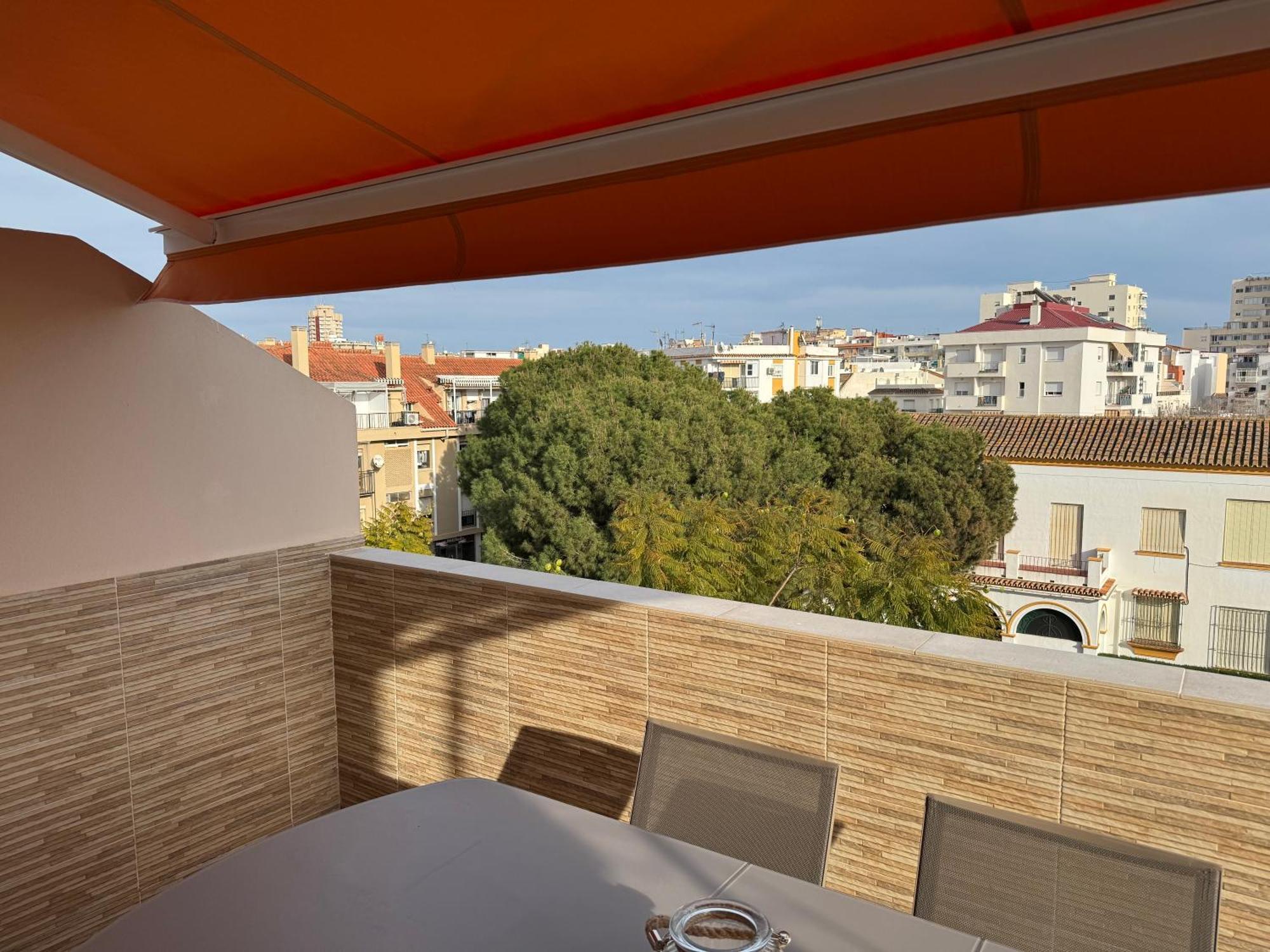 Apartment Penthouse Met Groot Terras Centrum Fuengirola