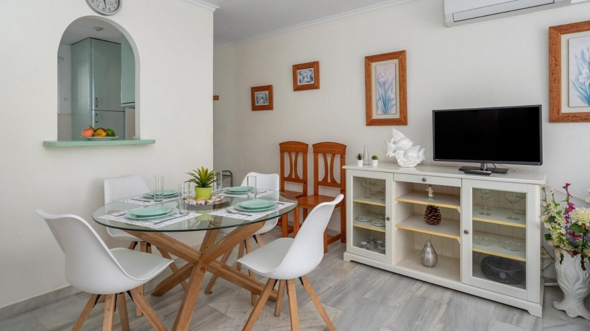 Apartment Cozy Seaview Getaway