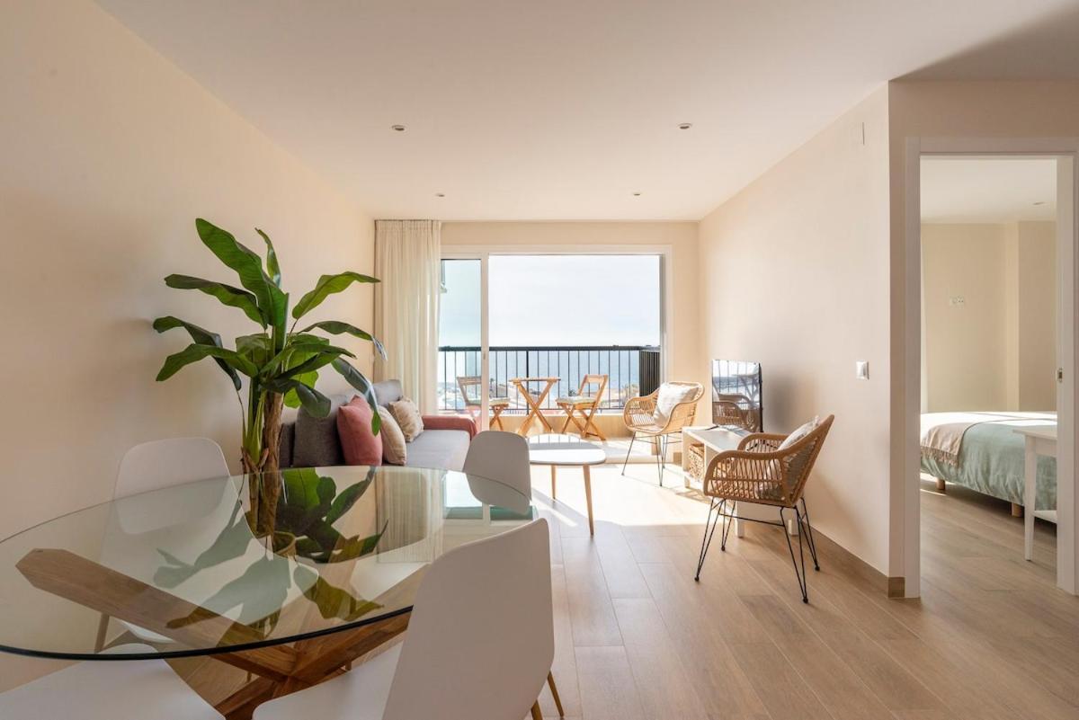 Port And Apartment Fuengirola