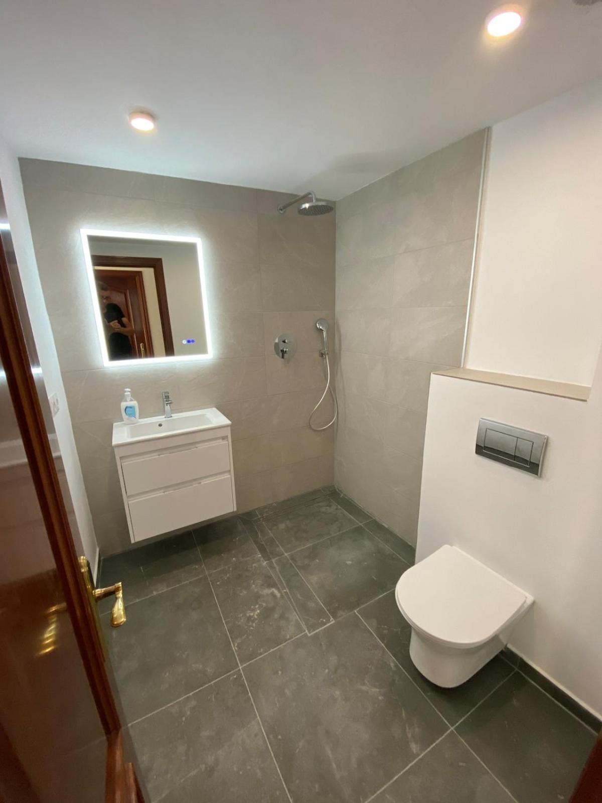 Penthouse, Near Beach, Fuengirola, Free Parking * Fuengirola