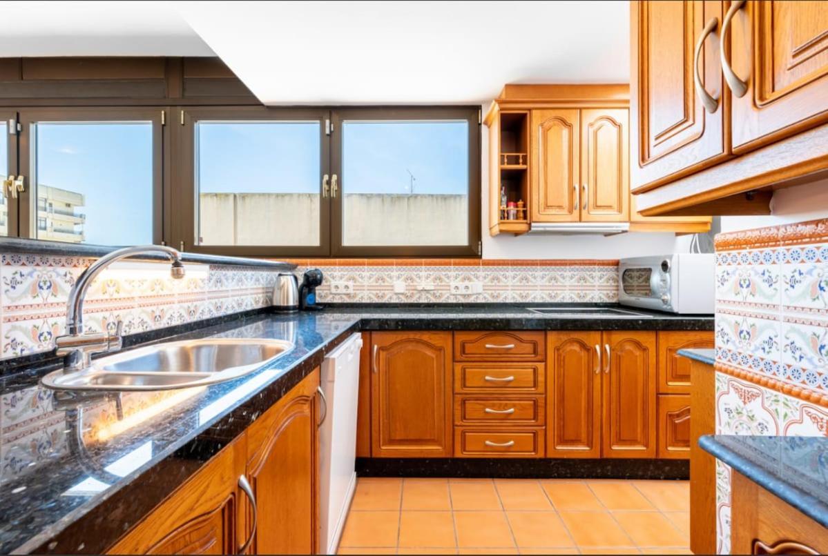 Penthouse, Near Beach, Fuengirola, Free Parking *
