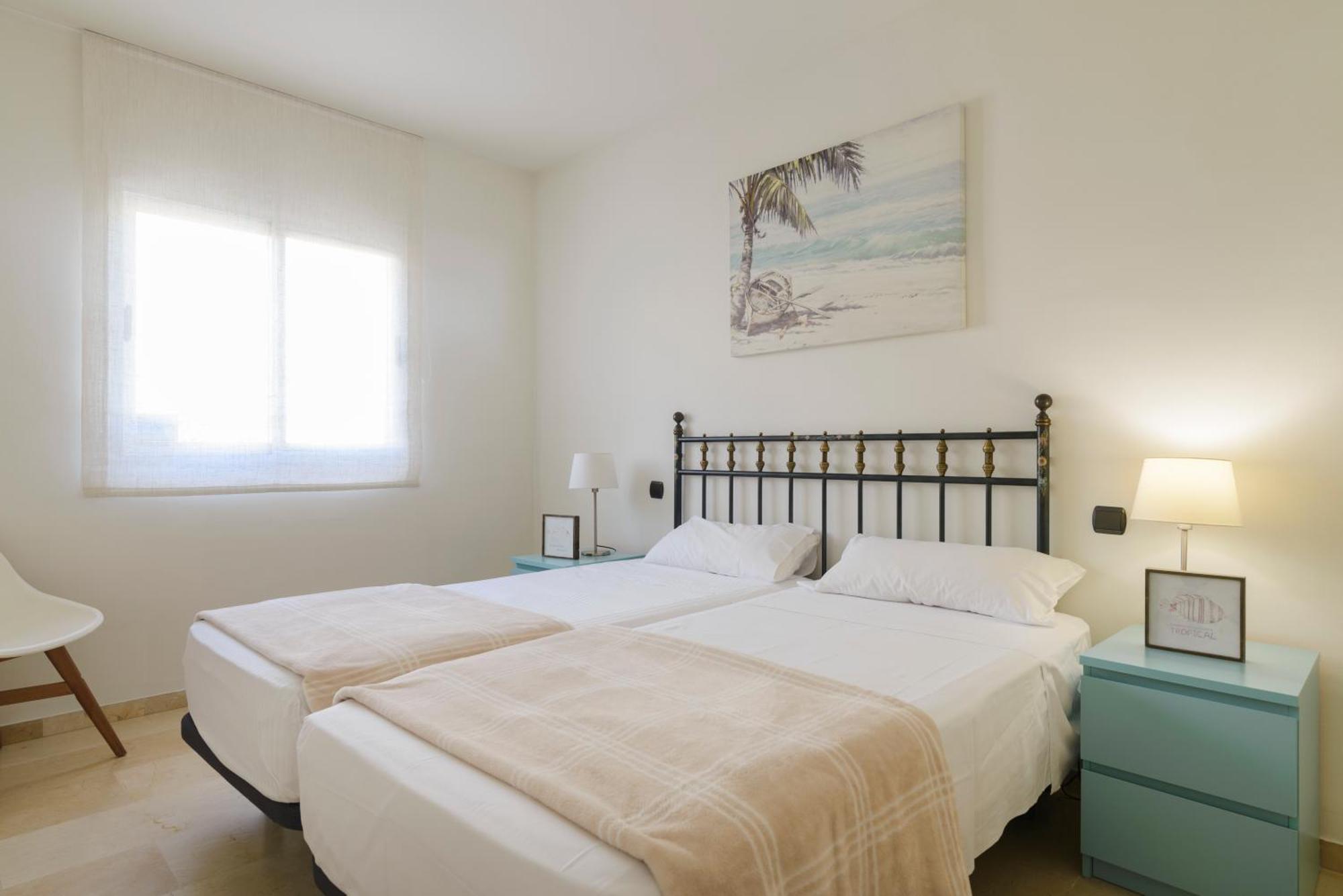 Lujosa Vivienda En Primera Línea De Playa Fuengirola