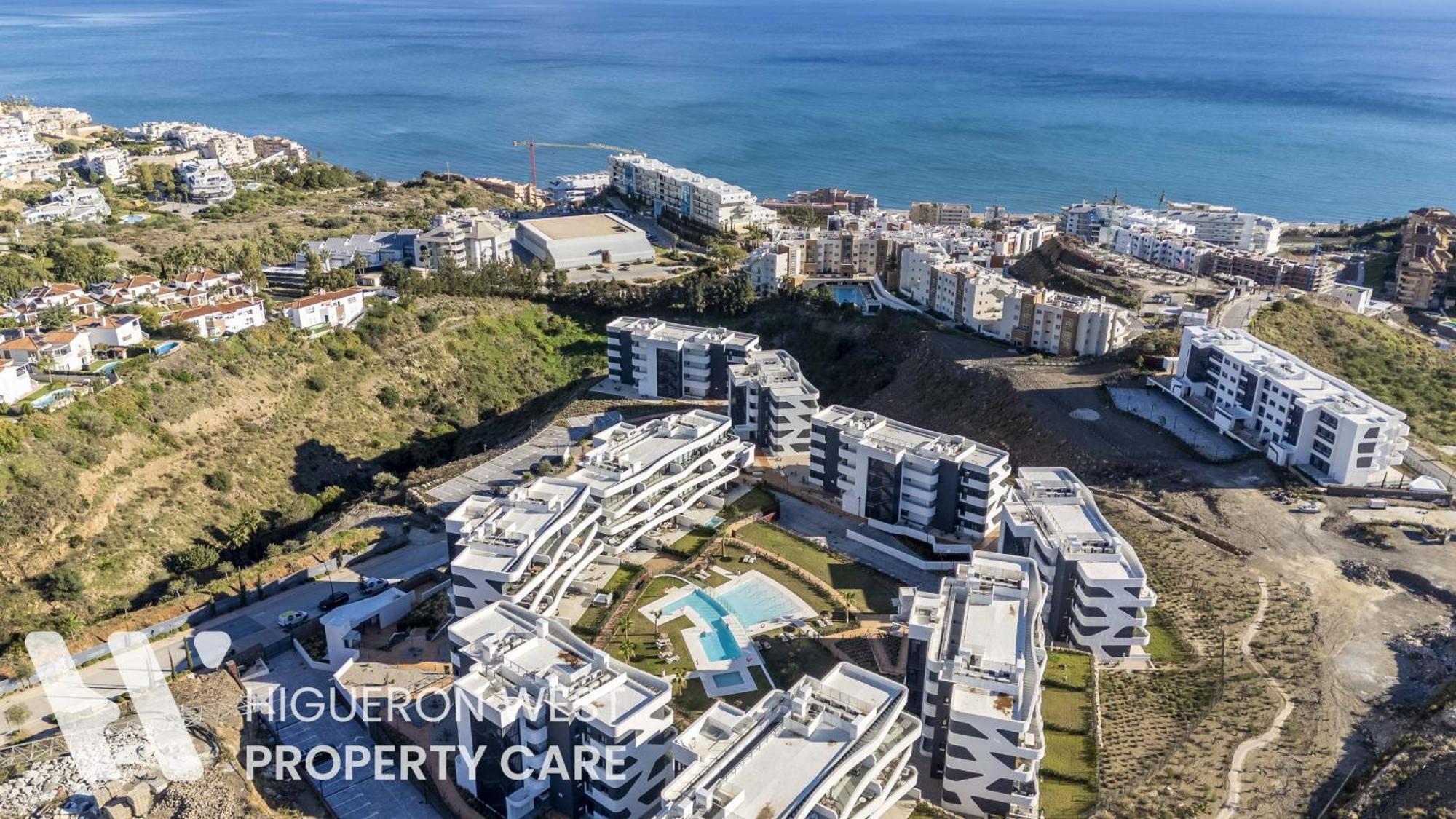 Higueron West Collection - The Poolview Terrace By Hwpc Fuengirola