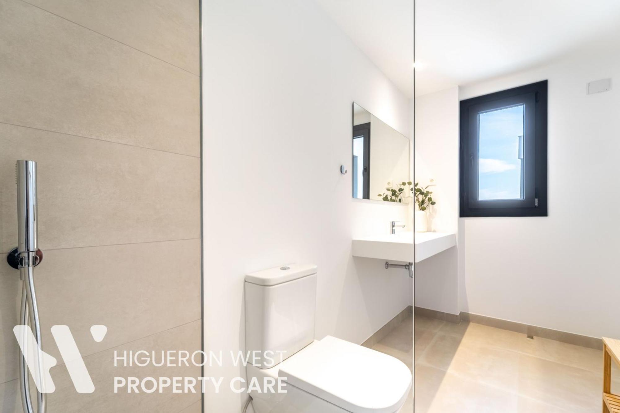 Higueron West Collection - The Poolview Terrace By Hwpc Huoneisto *