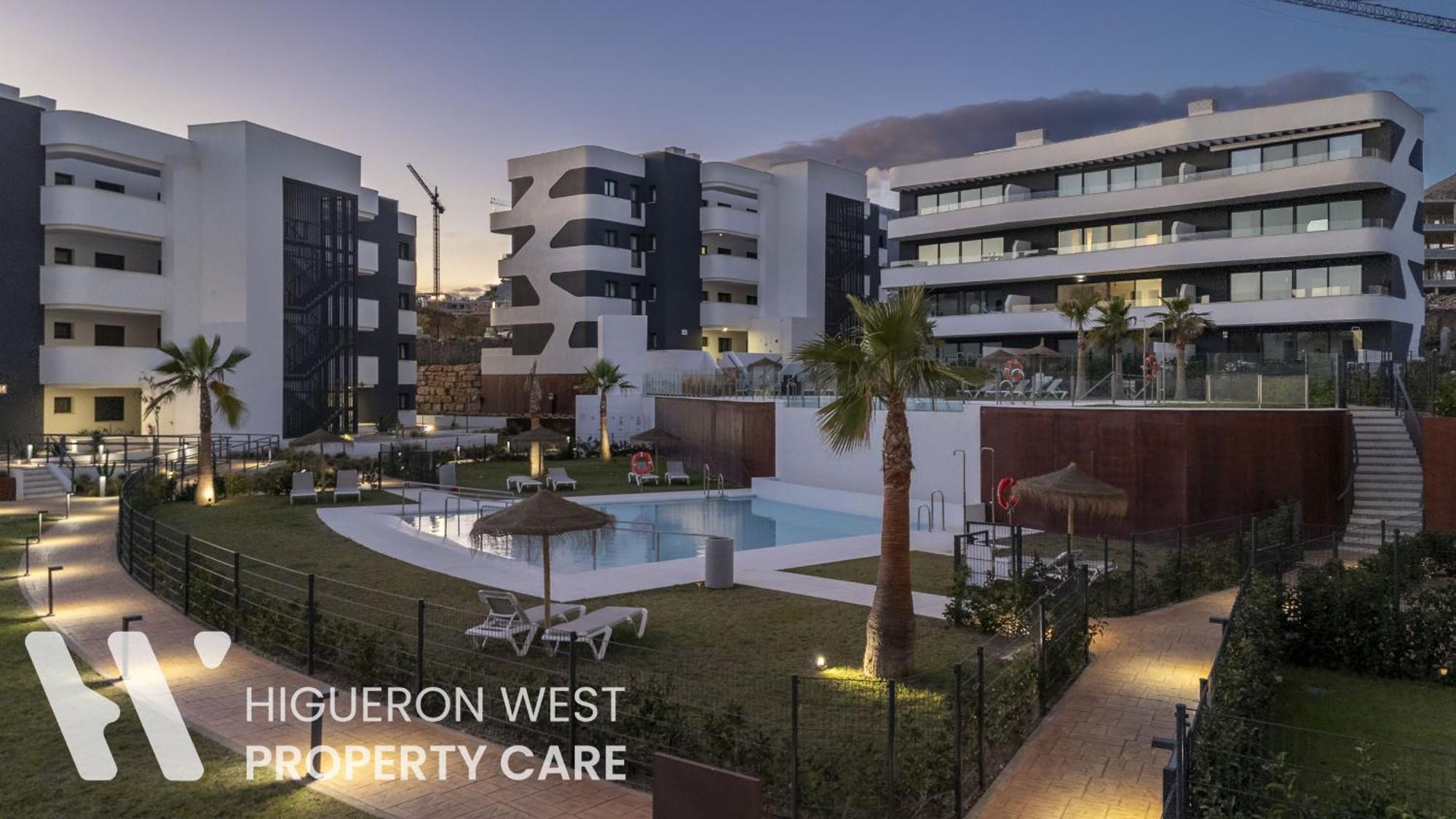 Higueron West Collection - The Poolview Terrace By Hwpc Fuengirola