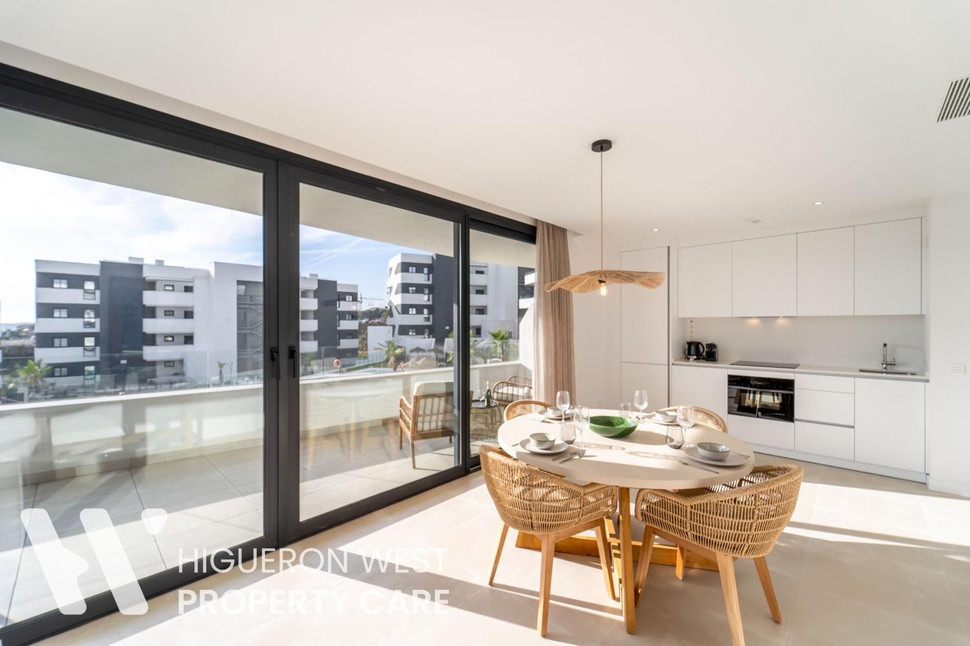 Huoneisto Higueron West Collection - The Poolview Terrace By Hwpc *