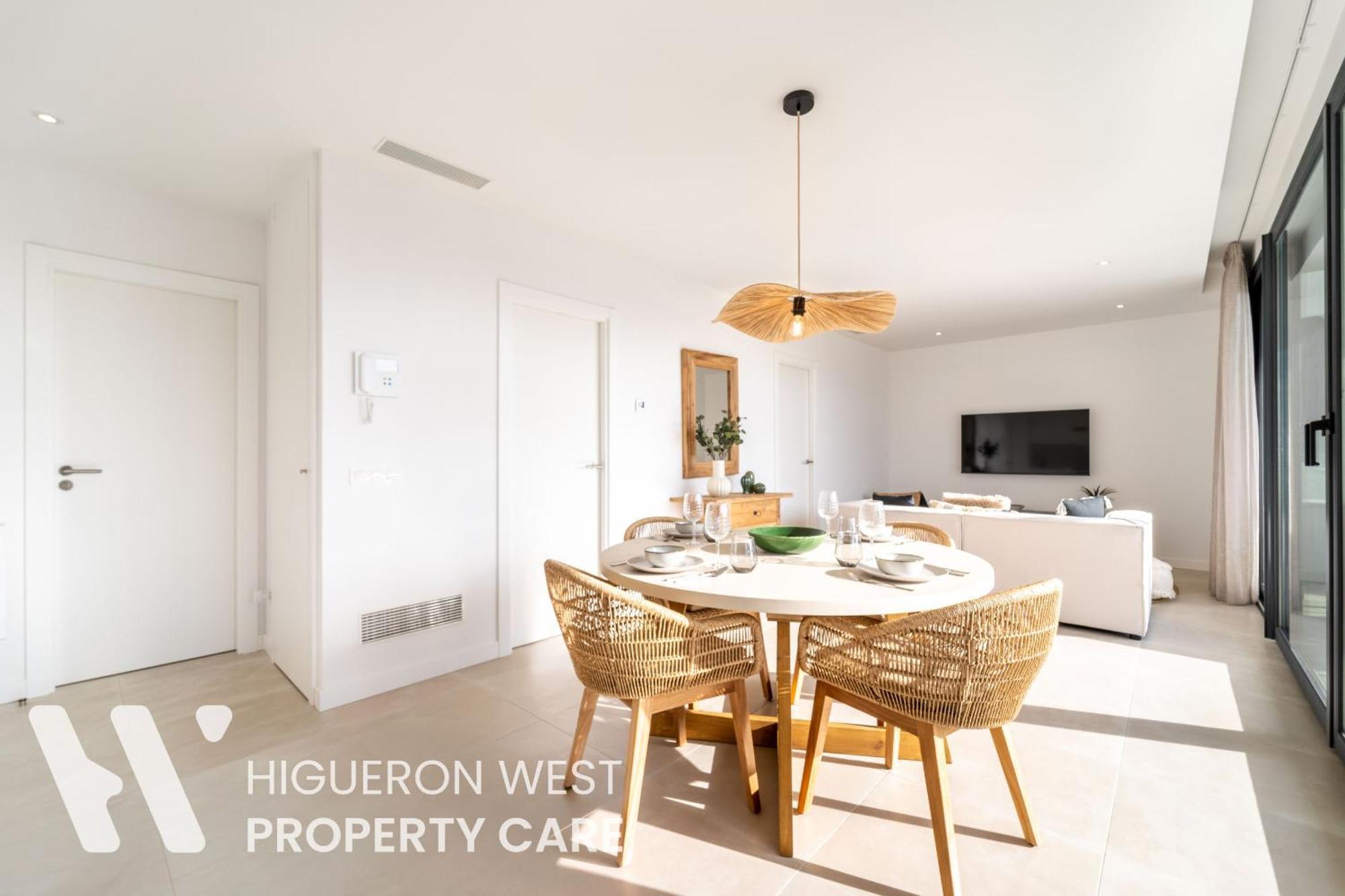 Huoneisto Higueron West Collection - The Poolview Terrace By Hwpc