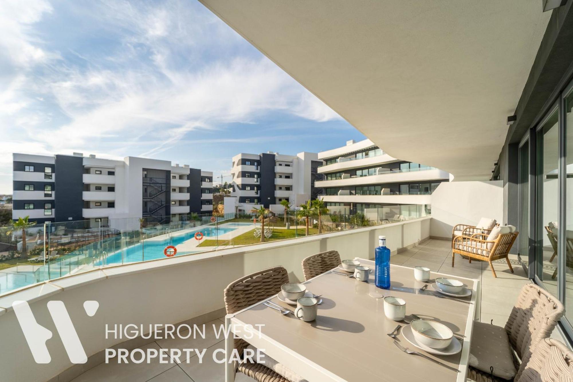 Higueron West Collection - The Poolview Terrace By Hwpc Fuengirola