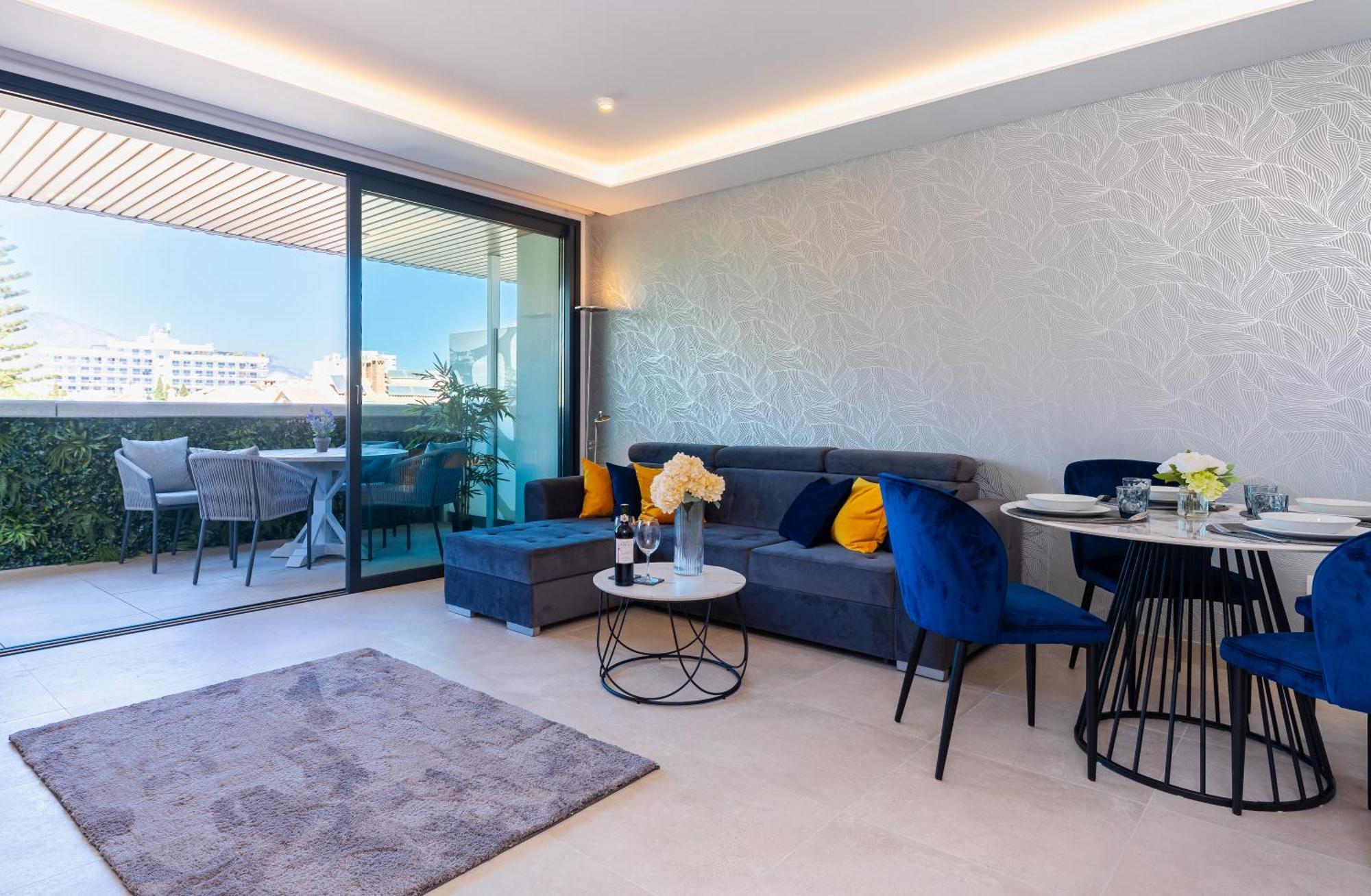 Jade Luxury In A Brand New Exclusive Complex With Mountain And Seaview, 100 Metres From Beach, Free Private Parking Apartment *