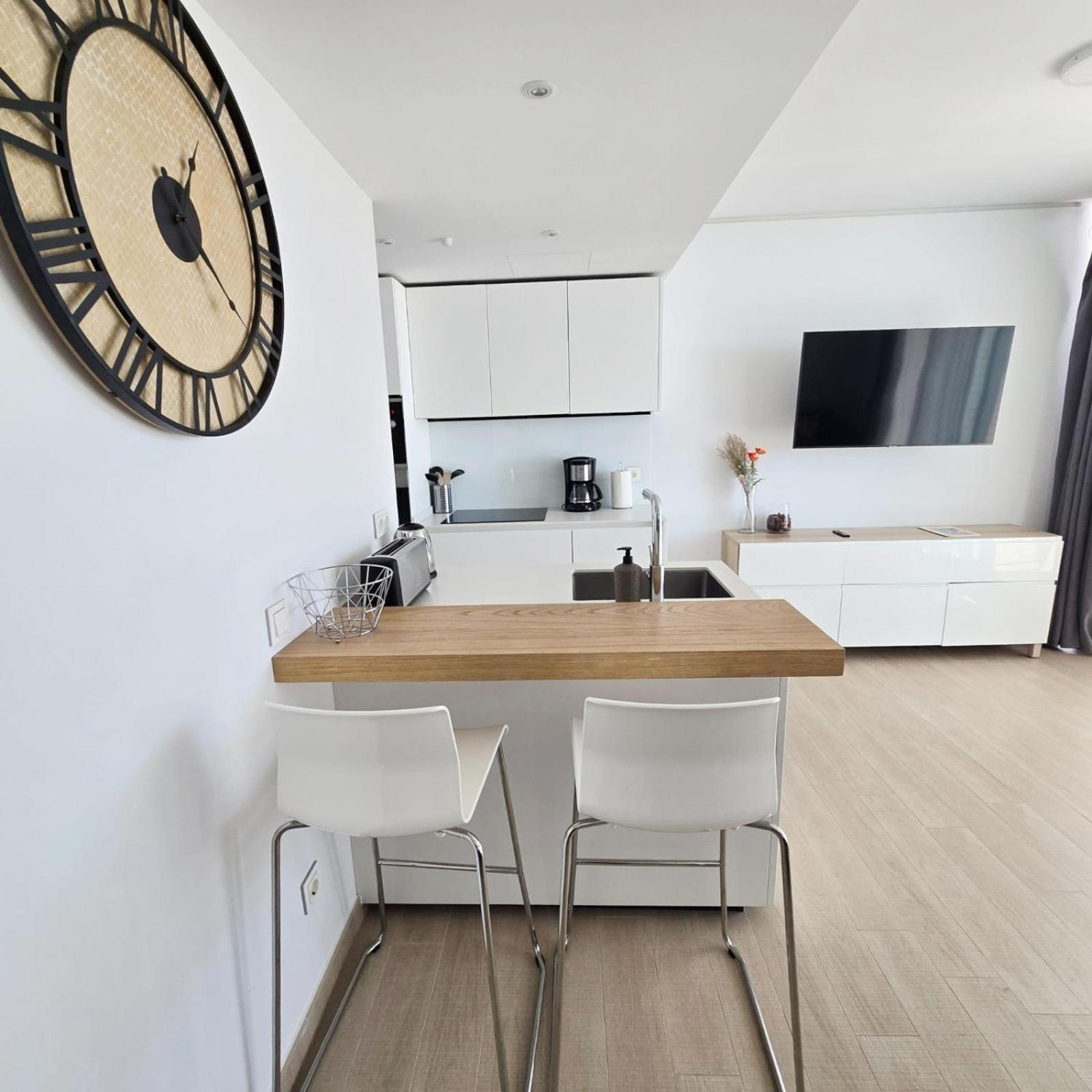 Apartment Bonito Carvajal - - The Wave