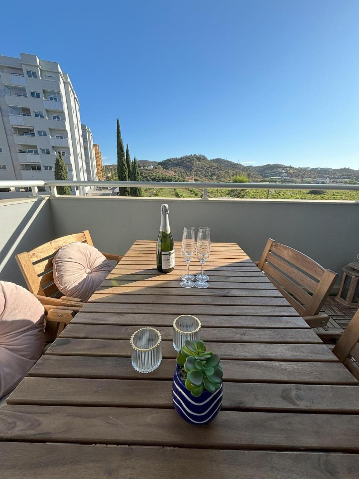 San Miguel - 2 Bed And 2 Bath - Miramar Shopping Apartment