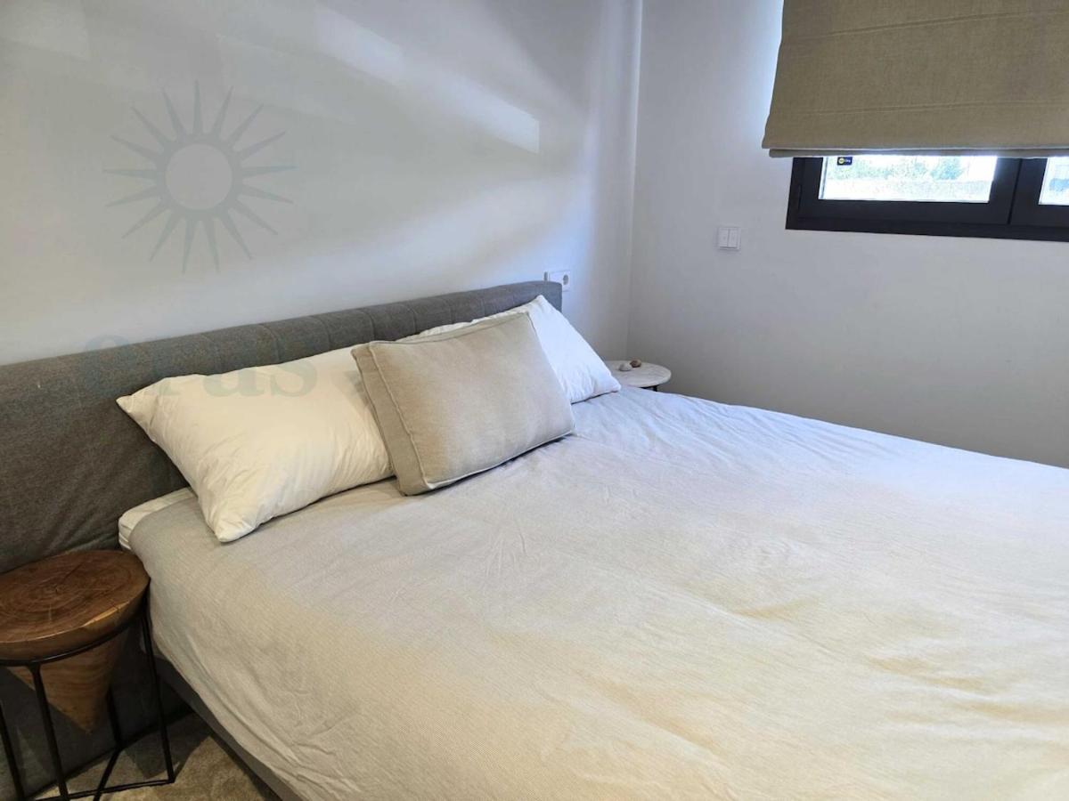 Luxury, Ocean View, Pool, Gym & Club Apartment