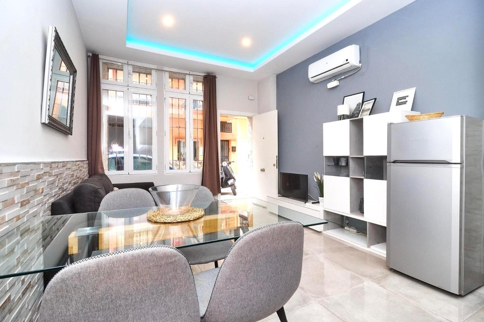 Luxury 2 Apartamento *