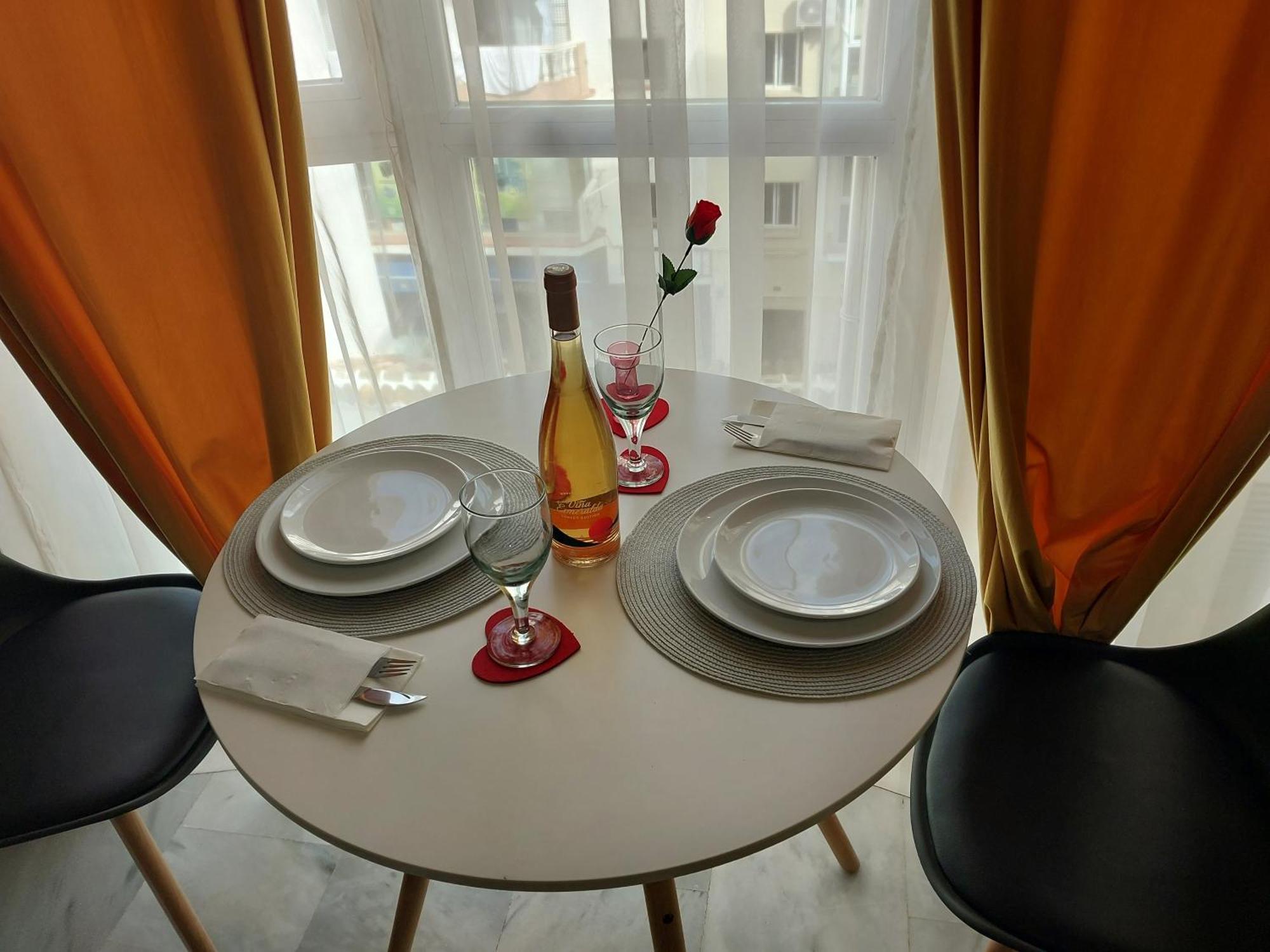 ático Acogedor, Céntrico Y A 2 Min De La Playa. Apartamento