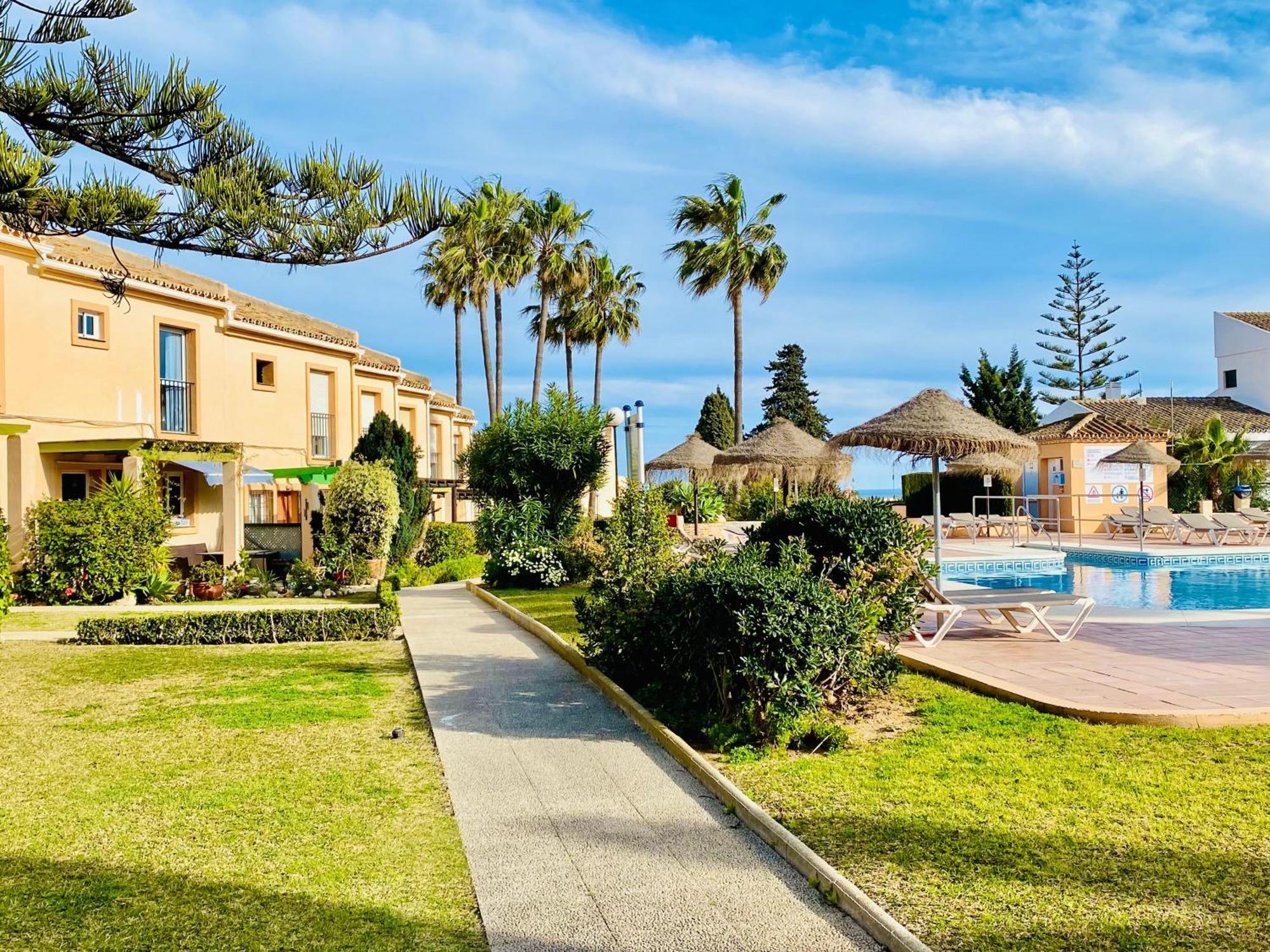 Apartment Marina I Relax With Ocean Views, Pools, 250m To The Sea *