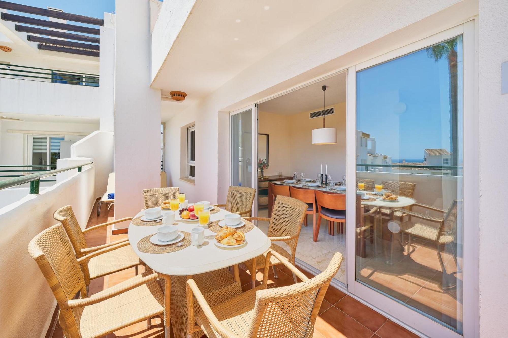 Marina I Relax With Ocean Views, Pools, 250m To The Sea *