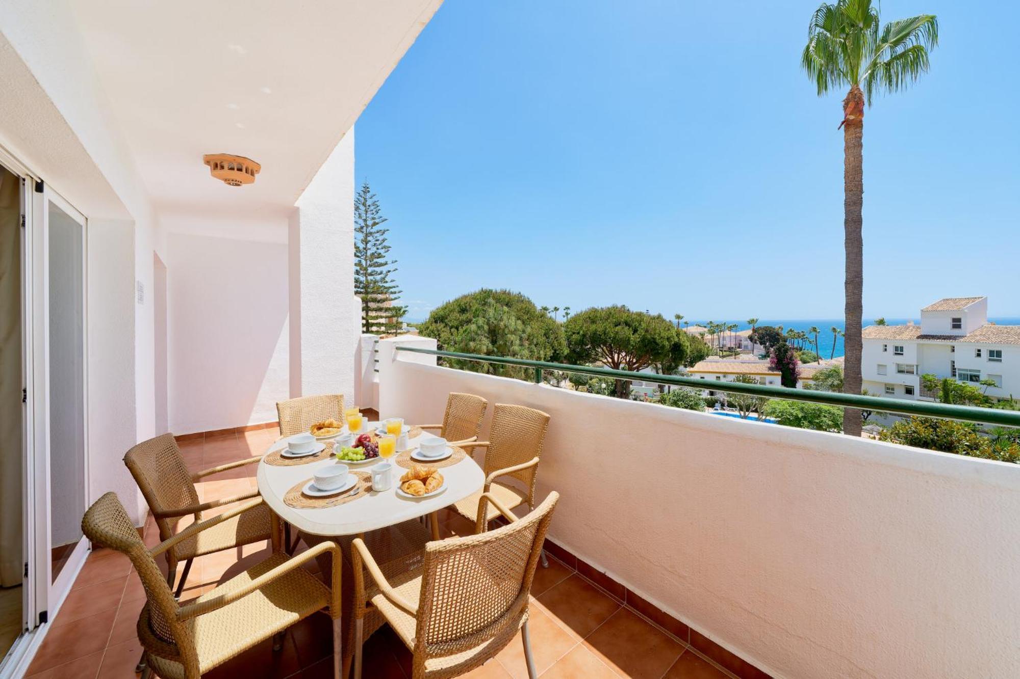 Marina I Relax With Ocean Views, Pools, 250m To The Sea
