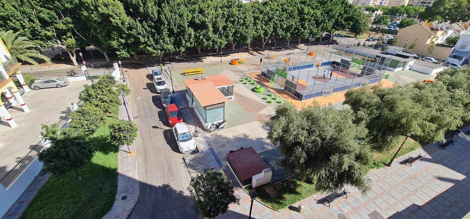 Pool & Parking Boliches Appartement