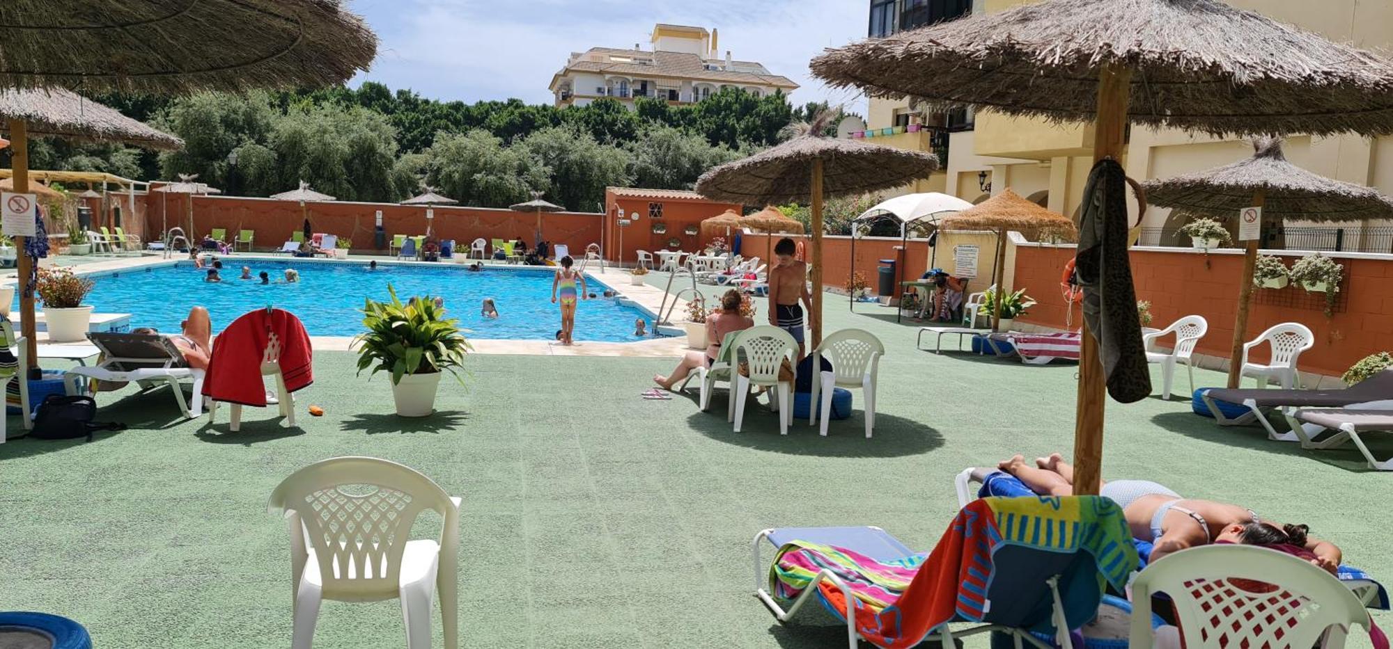 Pool & Parking Boliches Appartement Fuengirola