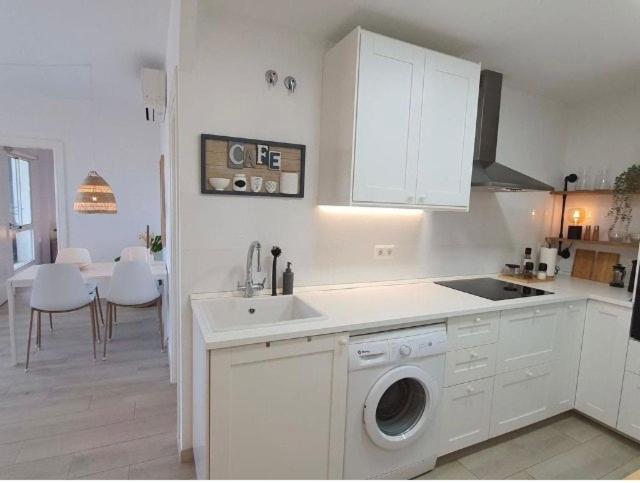 Apartment Bright And Lovely -