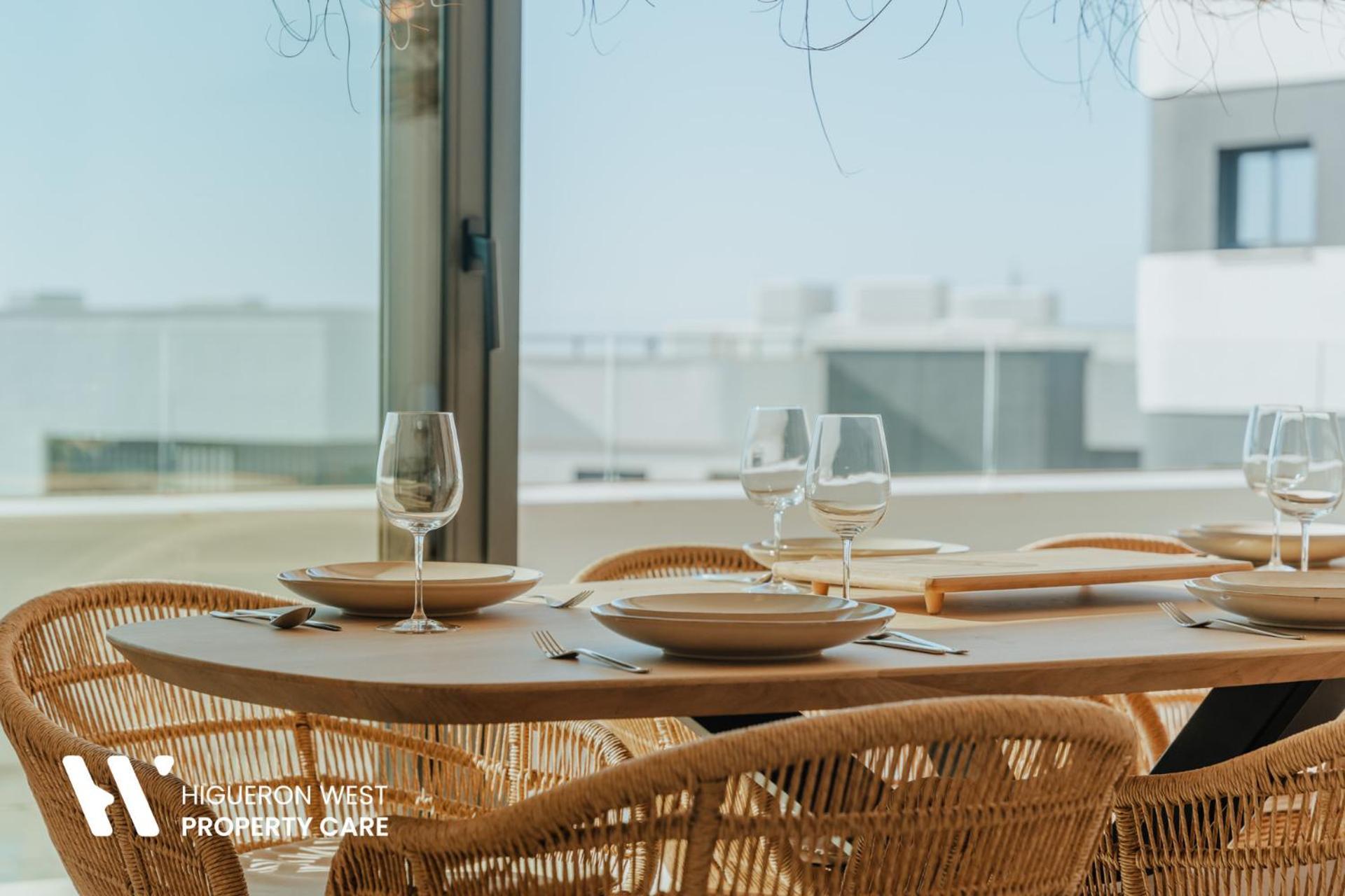 Higueron West Collection - La Costavale By Hwpc *