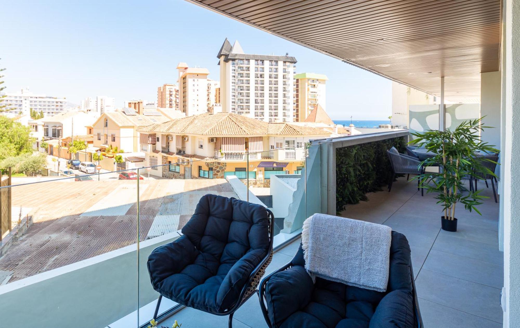 Apartment Jade Luxury In A Brand New Exclusive Complex With Mountain And Seaview, 100 Metres From Beach, Free Private Parking