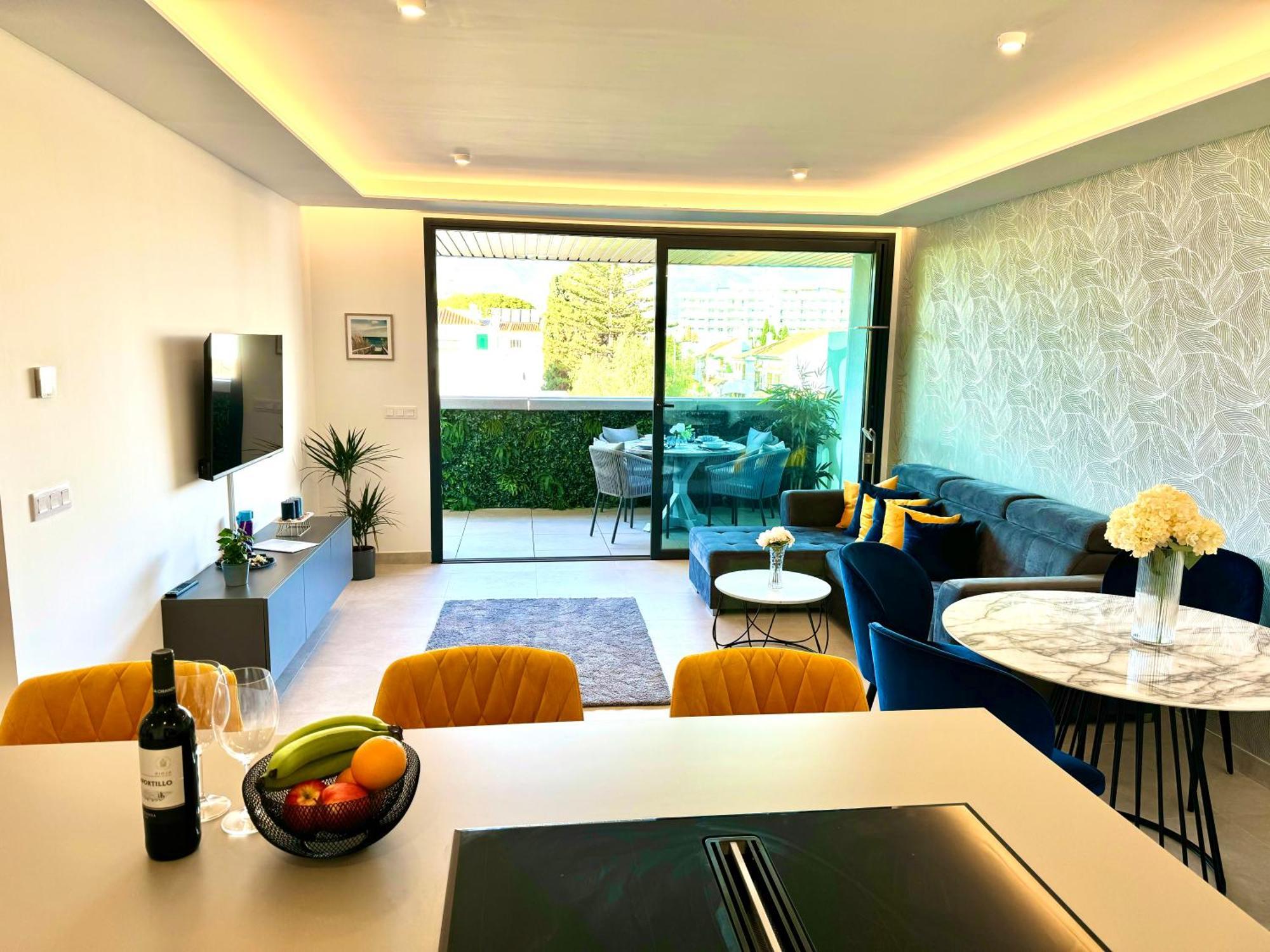 Apartment Jade Luxury In A Brand New Exclusive Complex With Mountain And Seaview, 100 Metres From Beach, Free Private Parking *