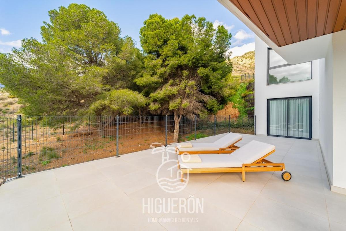 Higueronrentals The Secret Garden