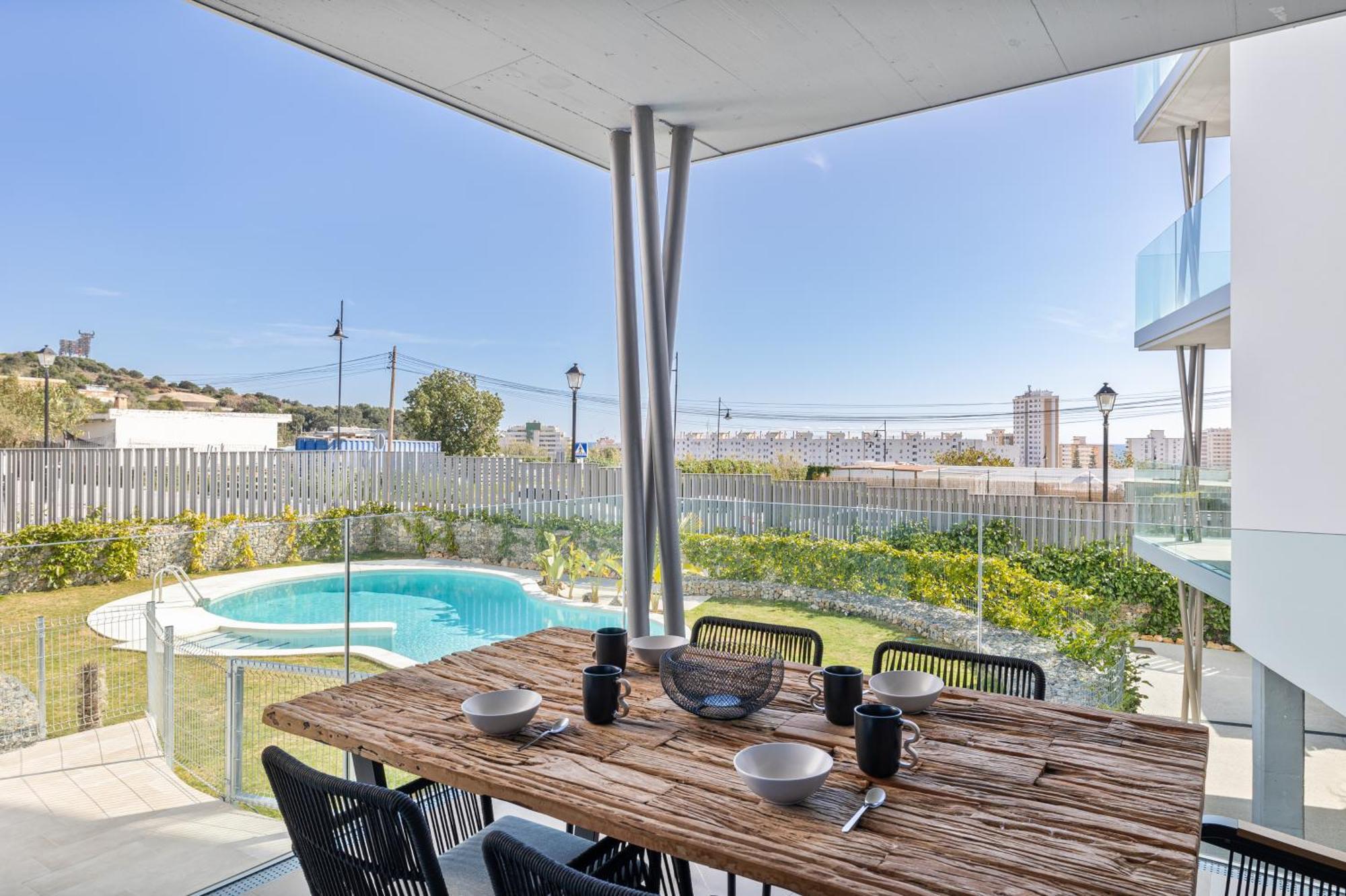 Deluxe By Aora Apartment