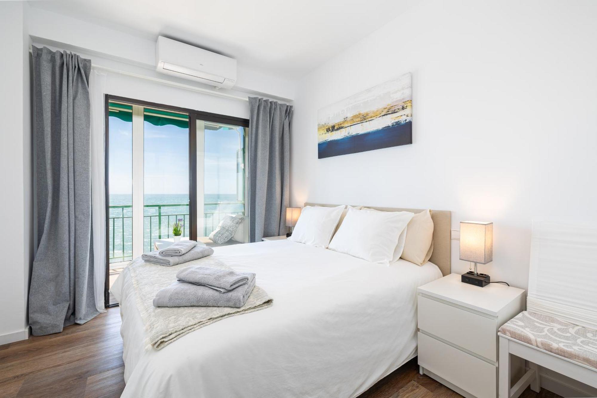 Ensuite Mediterranean Sea Front Ii * Fuengirola